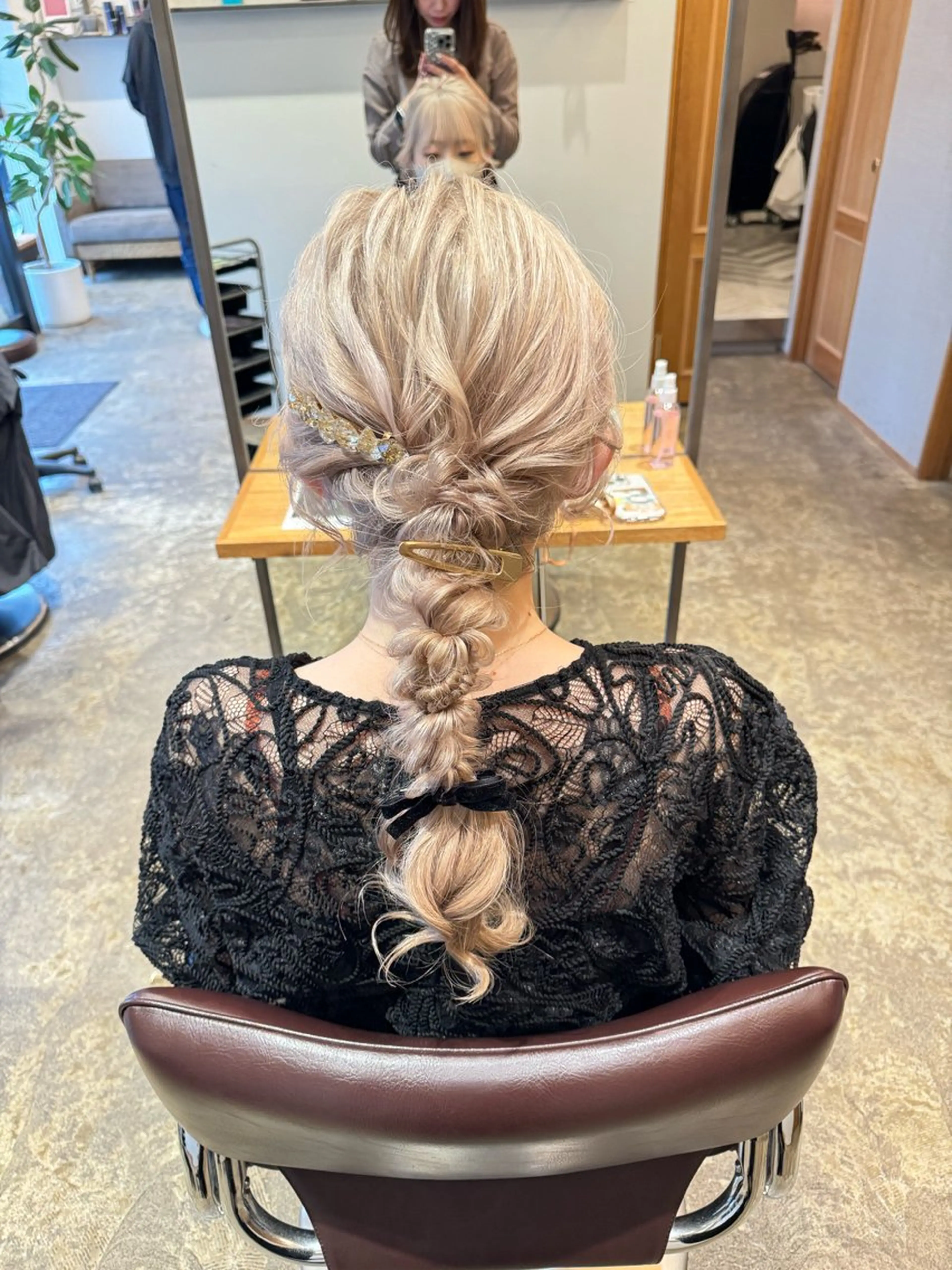 セミロング カラー ヘアアレンジ RINA 🦋🫧のヘアスタイル