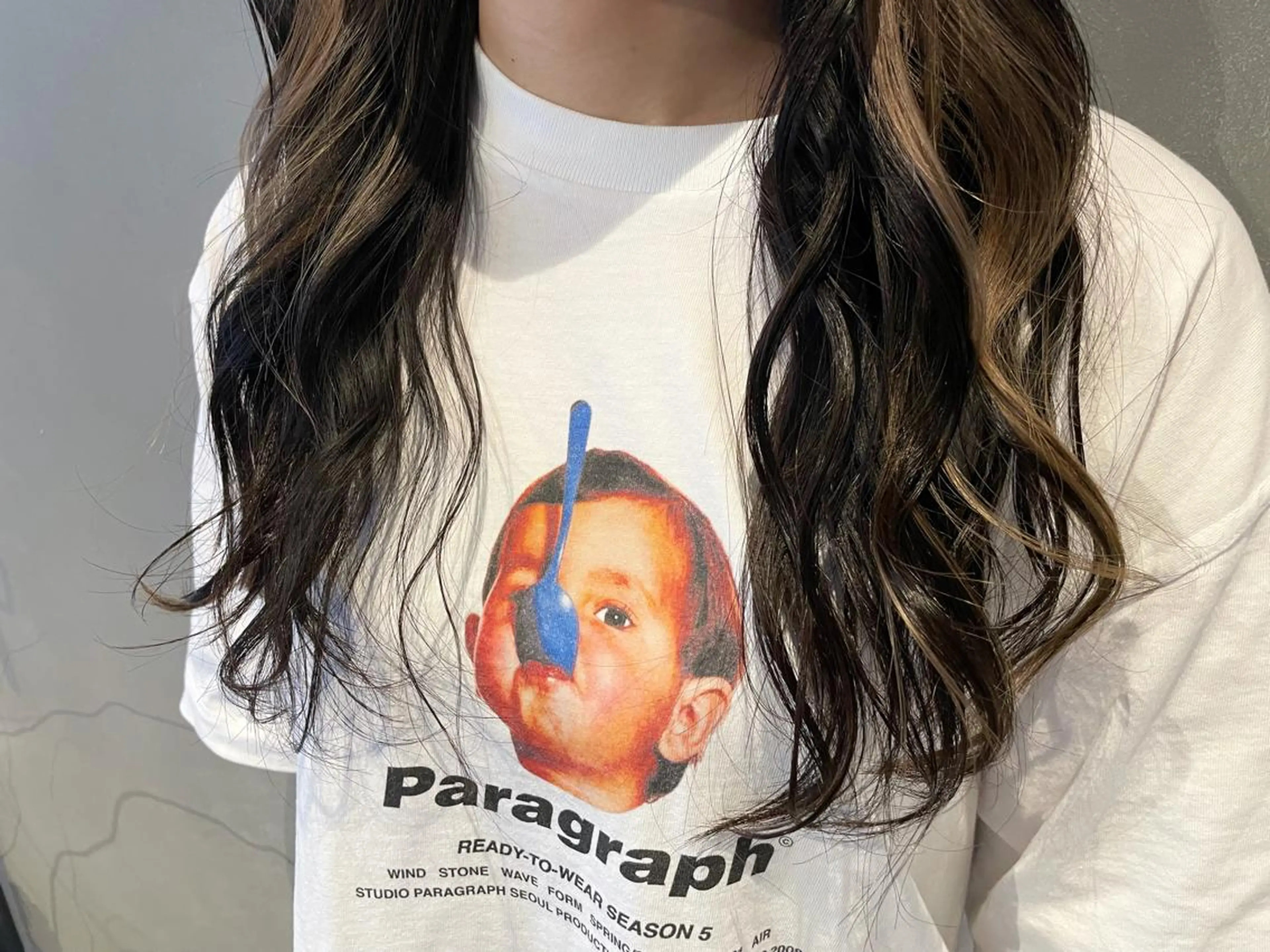 ロング カラー ベージュカラー ブリーチ イヤリングカラー 長谷川 沙紀のヘアスタイル