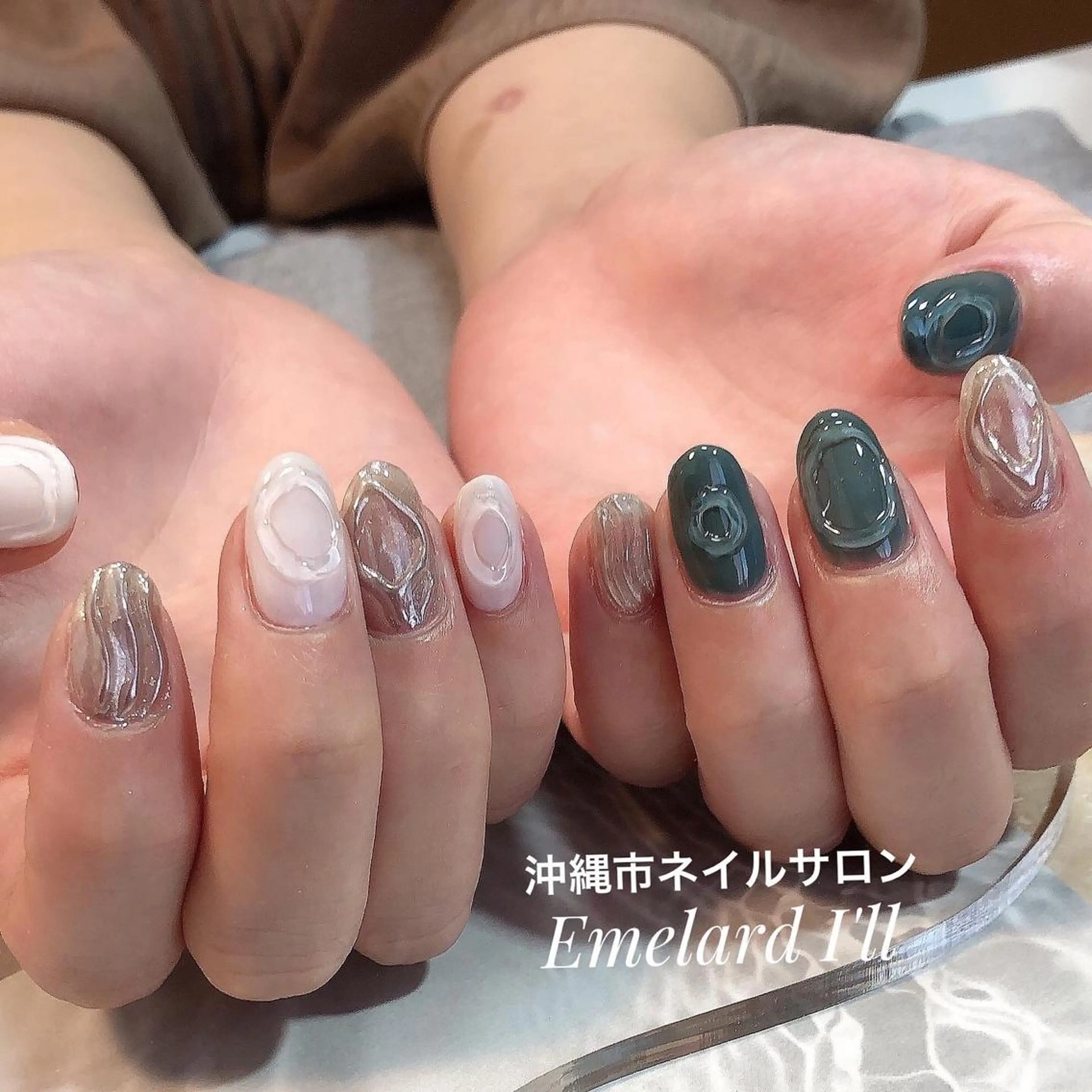 ネイル ニュアンスネイル ハンドネイル ハンドケア 沖縄市ネイルサロン エメラルドアイルのネイルデザイン