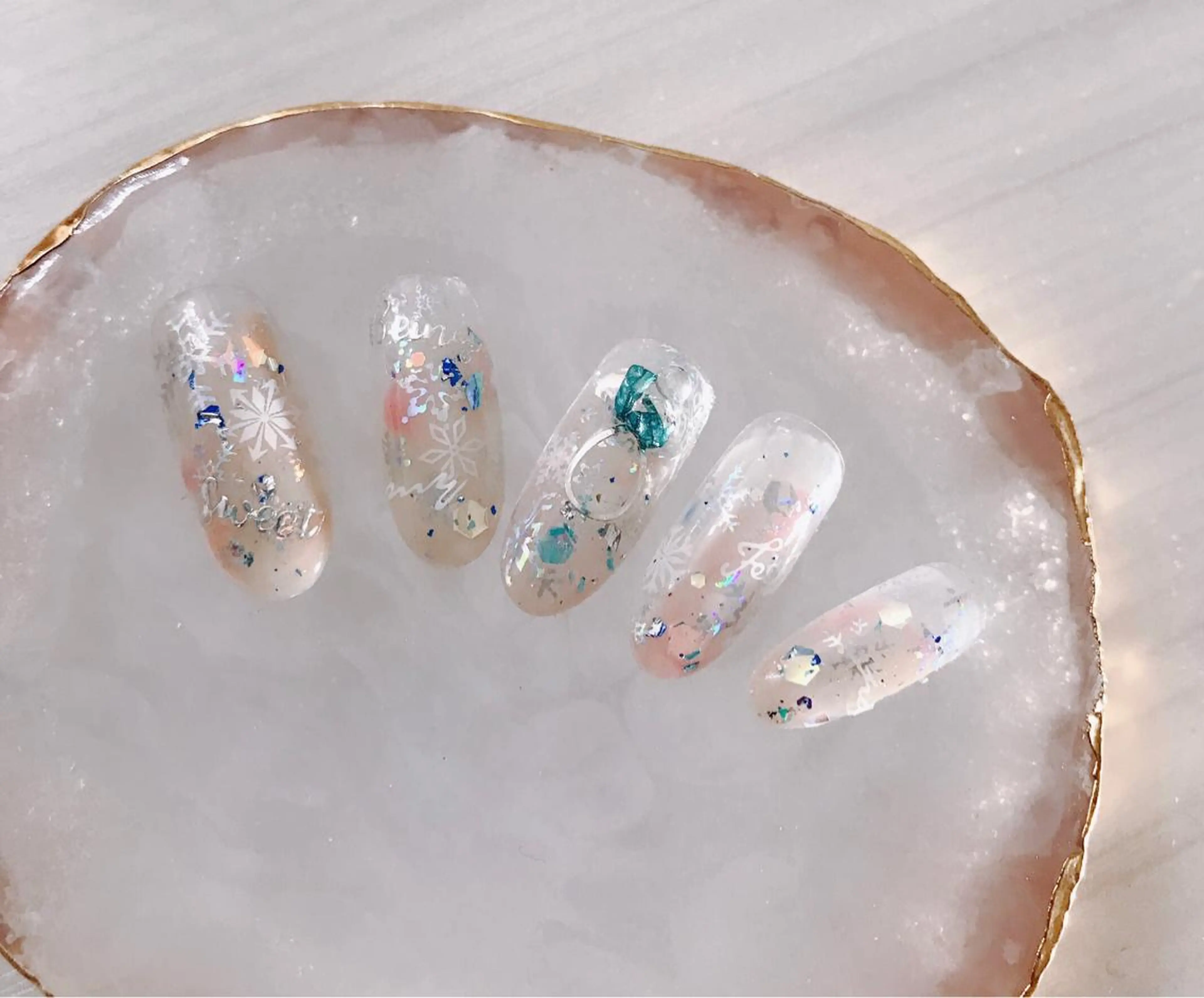 ネイル ジェルネイル パラジェル 冬ネイル クリスマス Atelier Le Passage所属・h nakatsukaのネイルデザイン