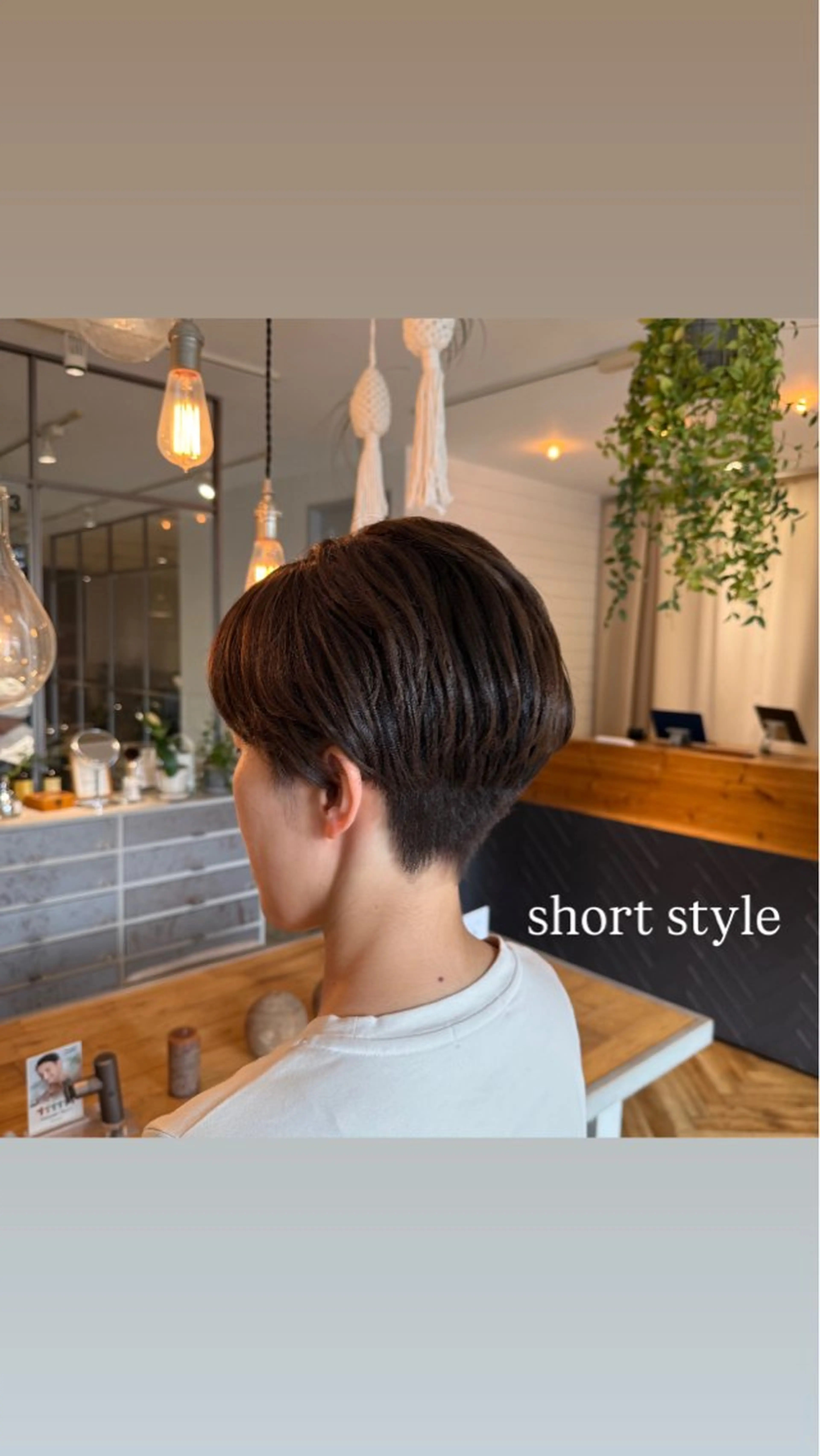 ショート カラー ヘアアレンジ カット ヘアカラー トリートメント 飯島 美海のヘアスタイル