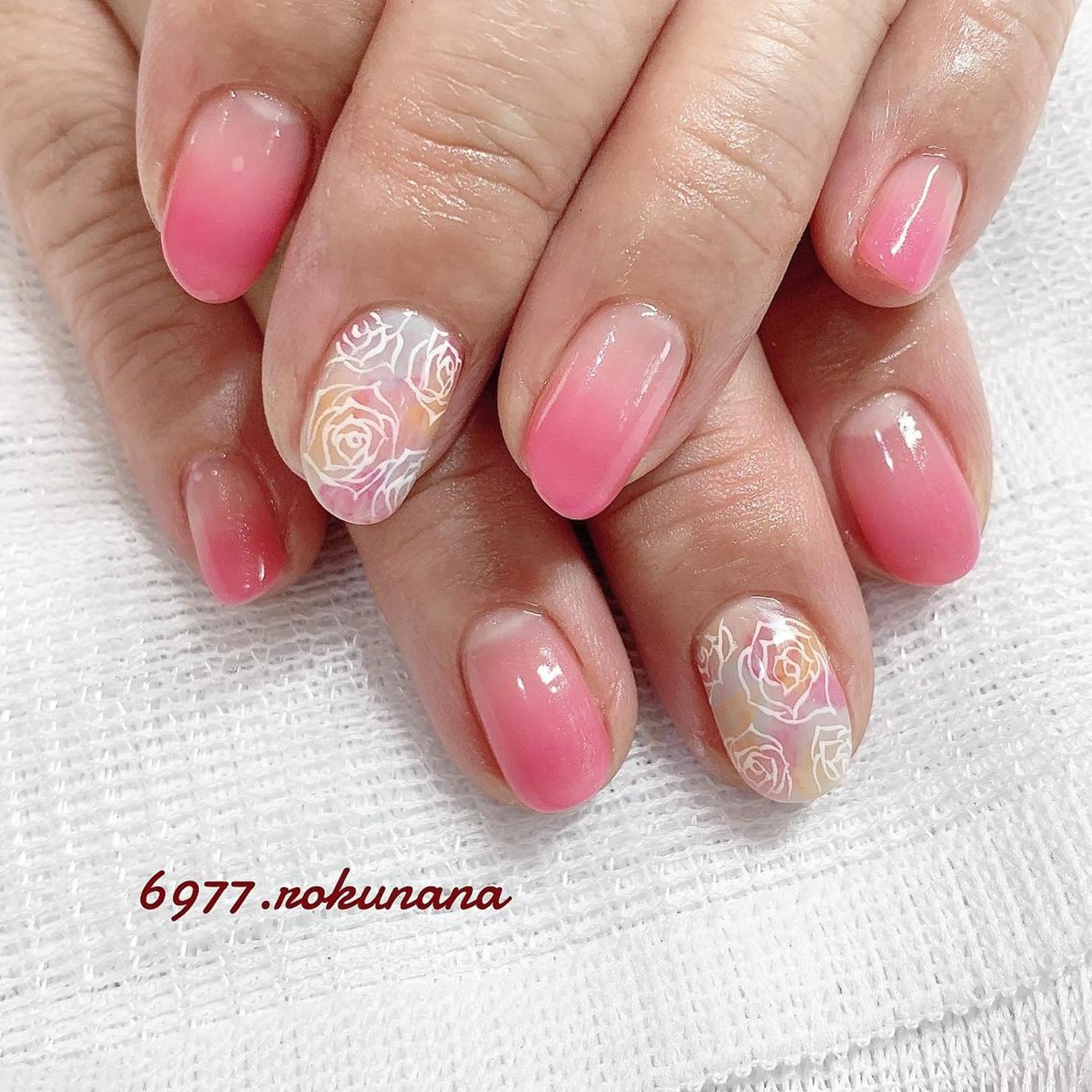 ネイル rokunana 佐野のネイルデザイン