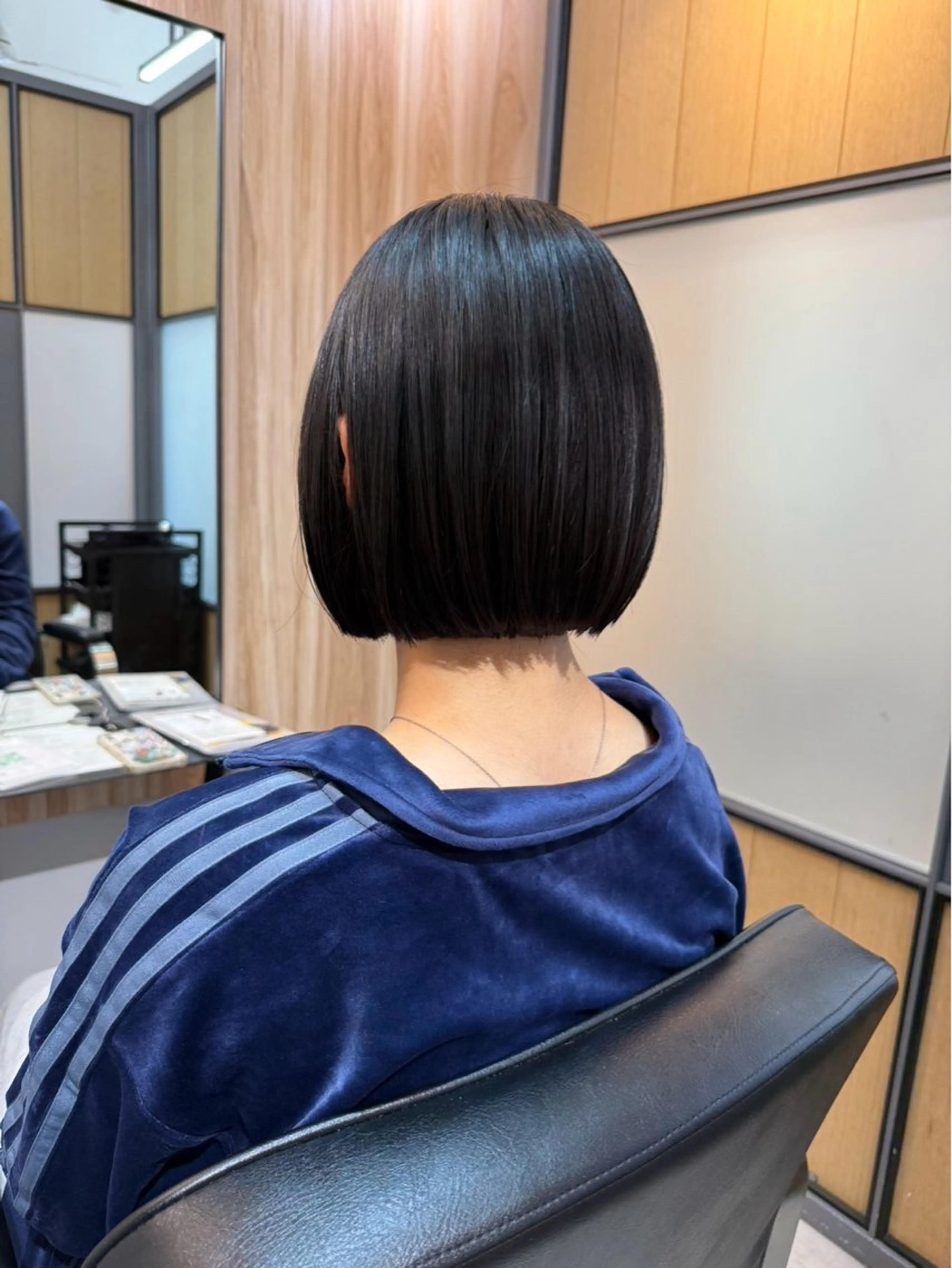 ショート ボブ 【ioe三宮】魅美 /カラー/髪質改善のヘアスタイル