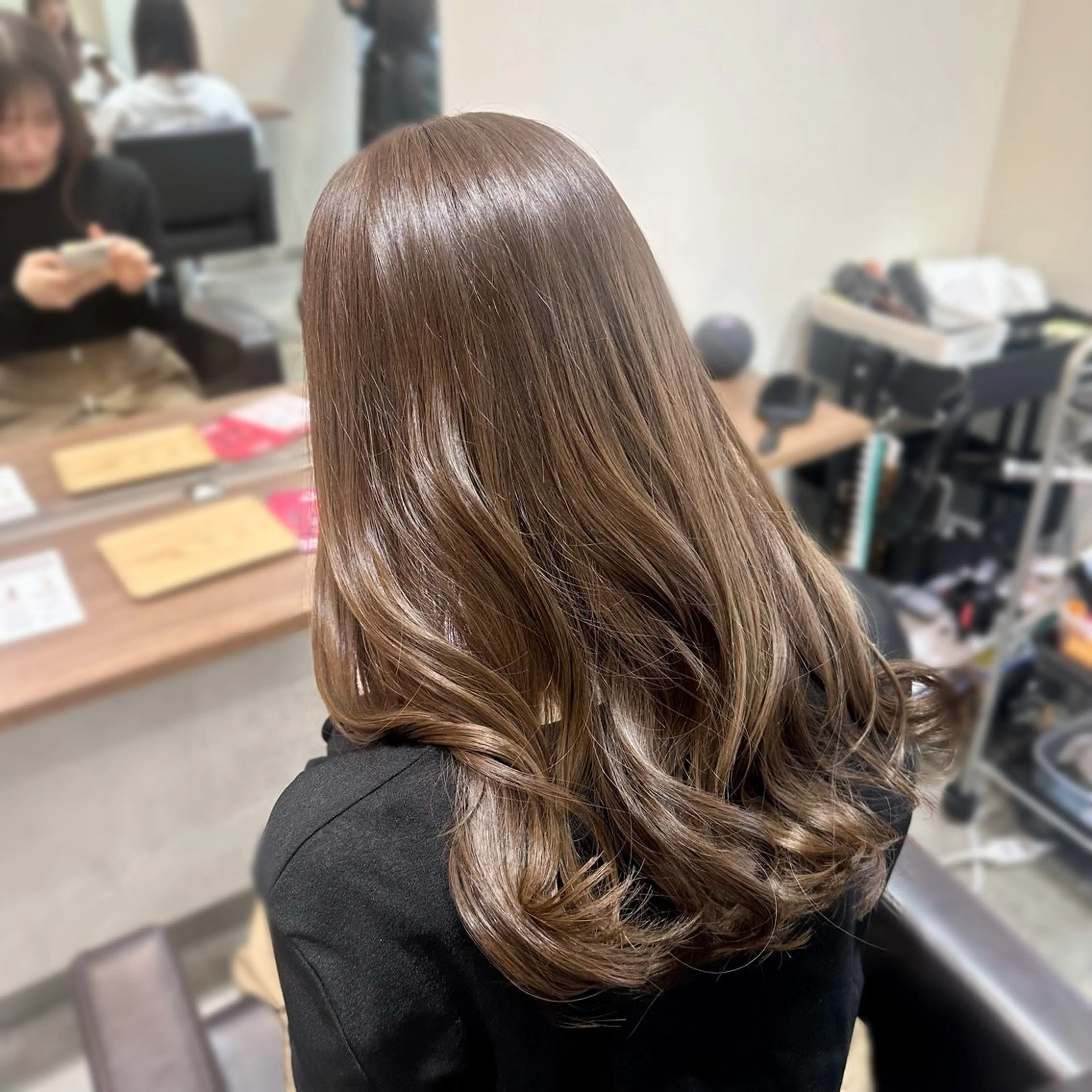 ロング カラー トリートメント 縮毛矯正+モテカラー 🎀✨mihoのヘアスタイル