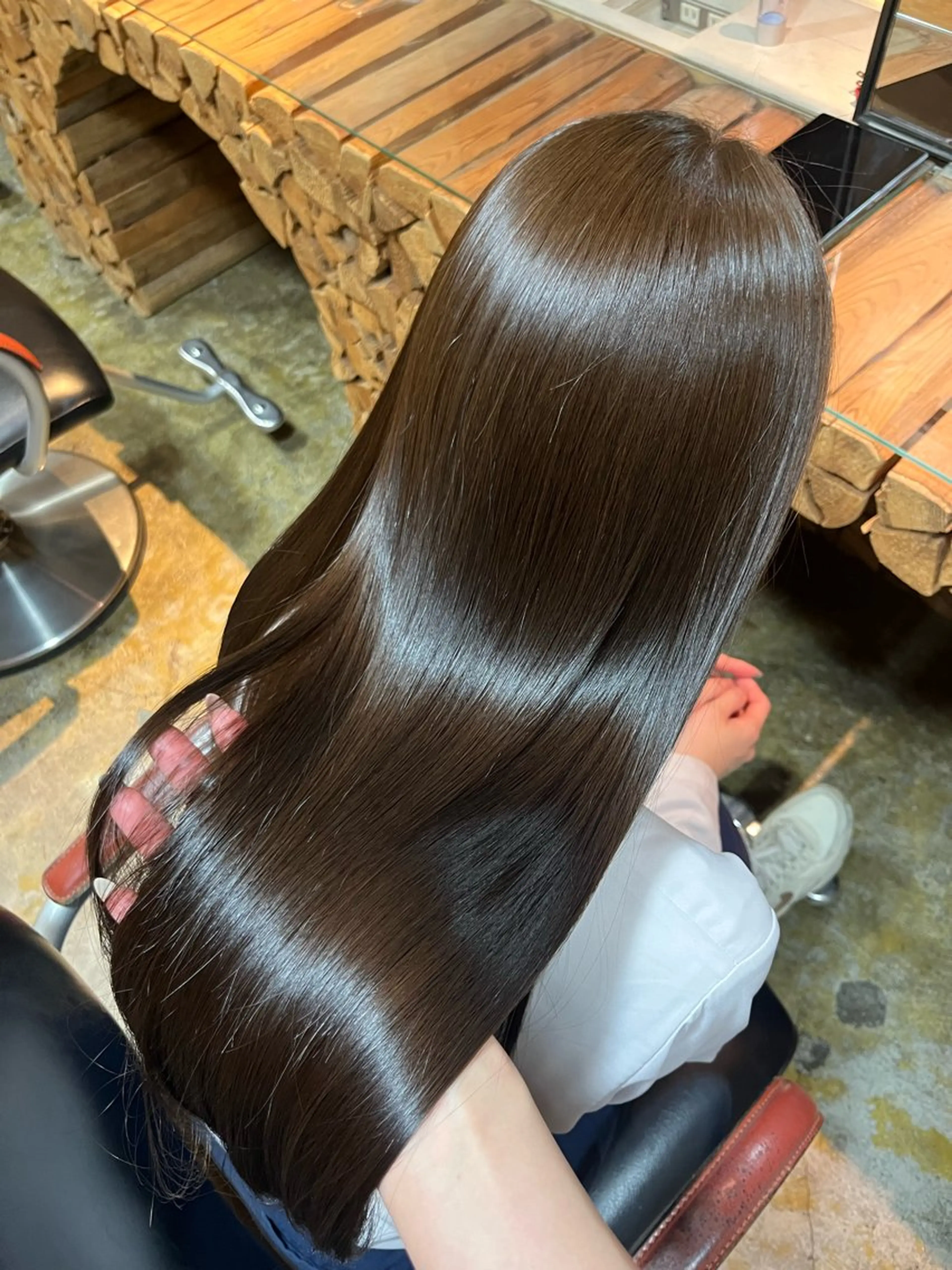 カラー ベージュカラー hinaru ．のヘアスタイル