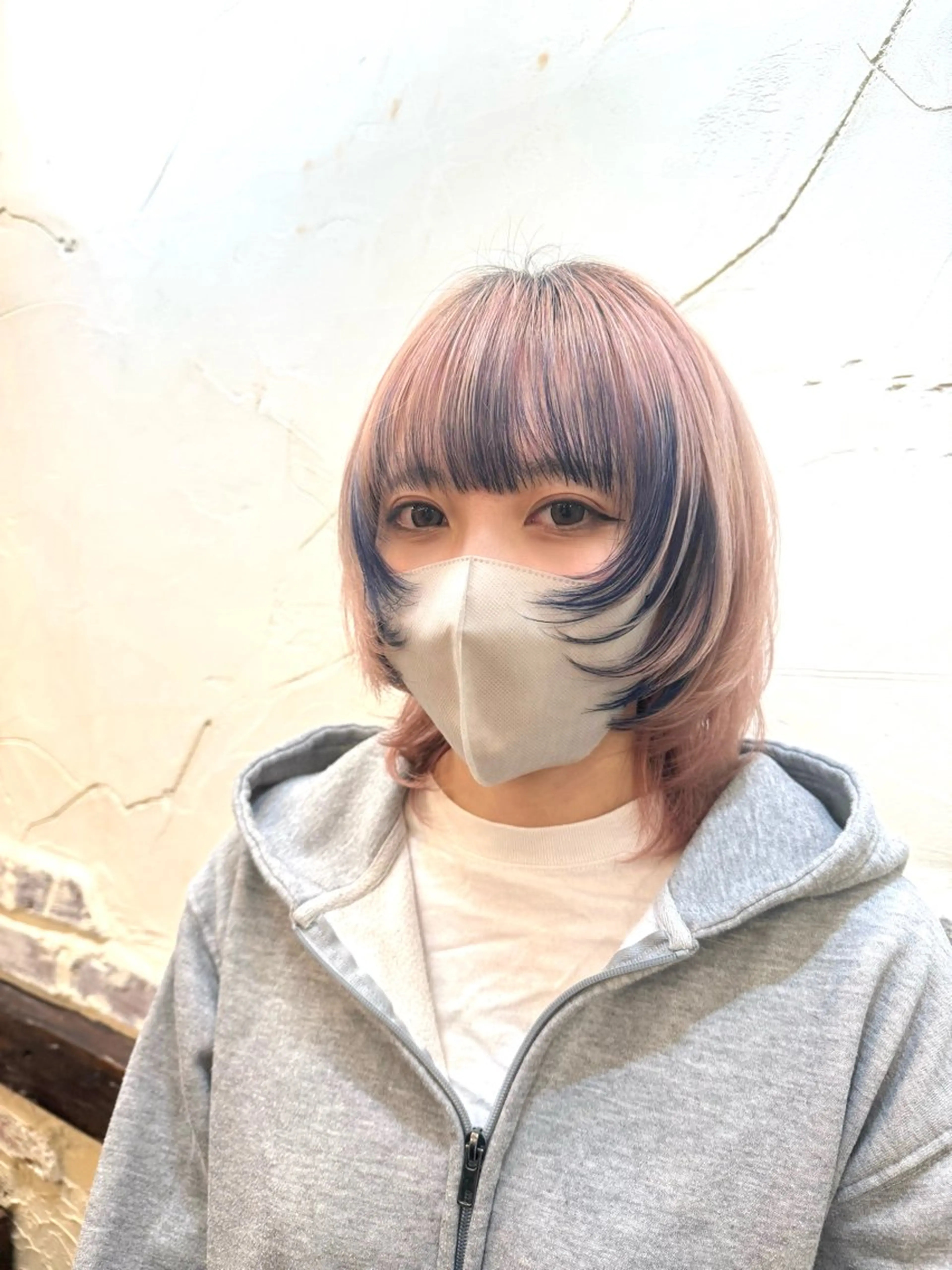 ミディアム カット Radial 藤澤　志のヘアスタイル