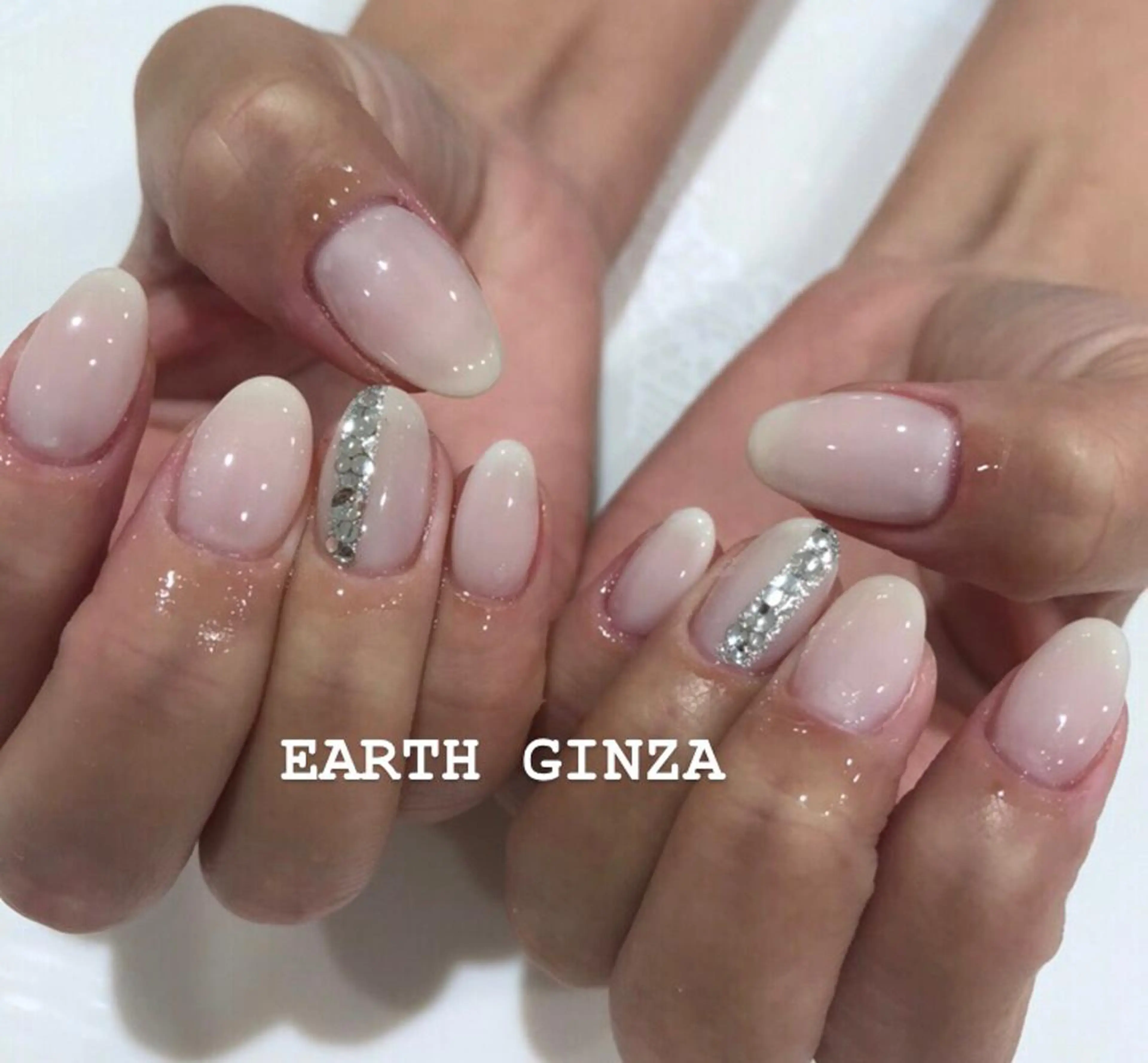 ネイル ハンドネイル ハンドケア Charme. NOBUKOのネイルデザイン