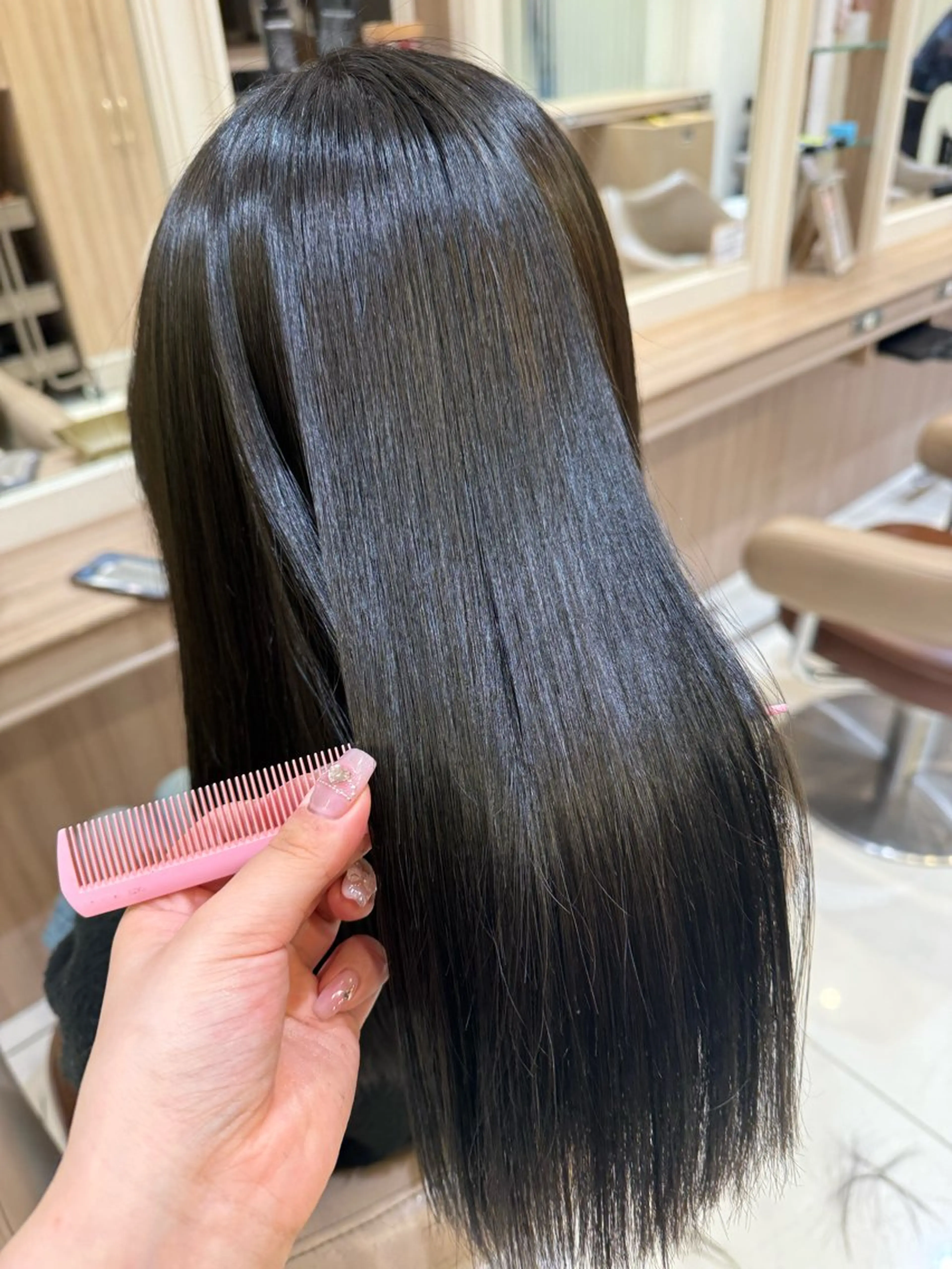 セミロング パーマ カット 縮毛矯正 トリートメント 韓国ヘアメイク🎀/ 縮毛矯正✨山本媛香のヘアスタイル