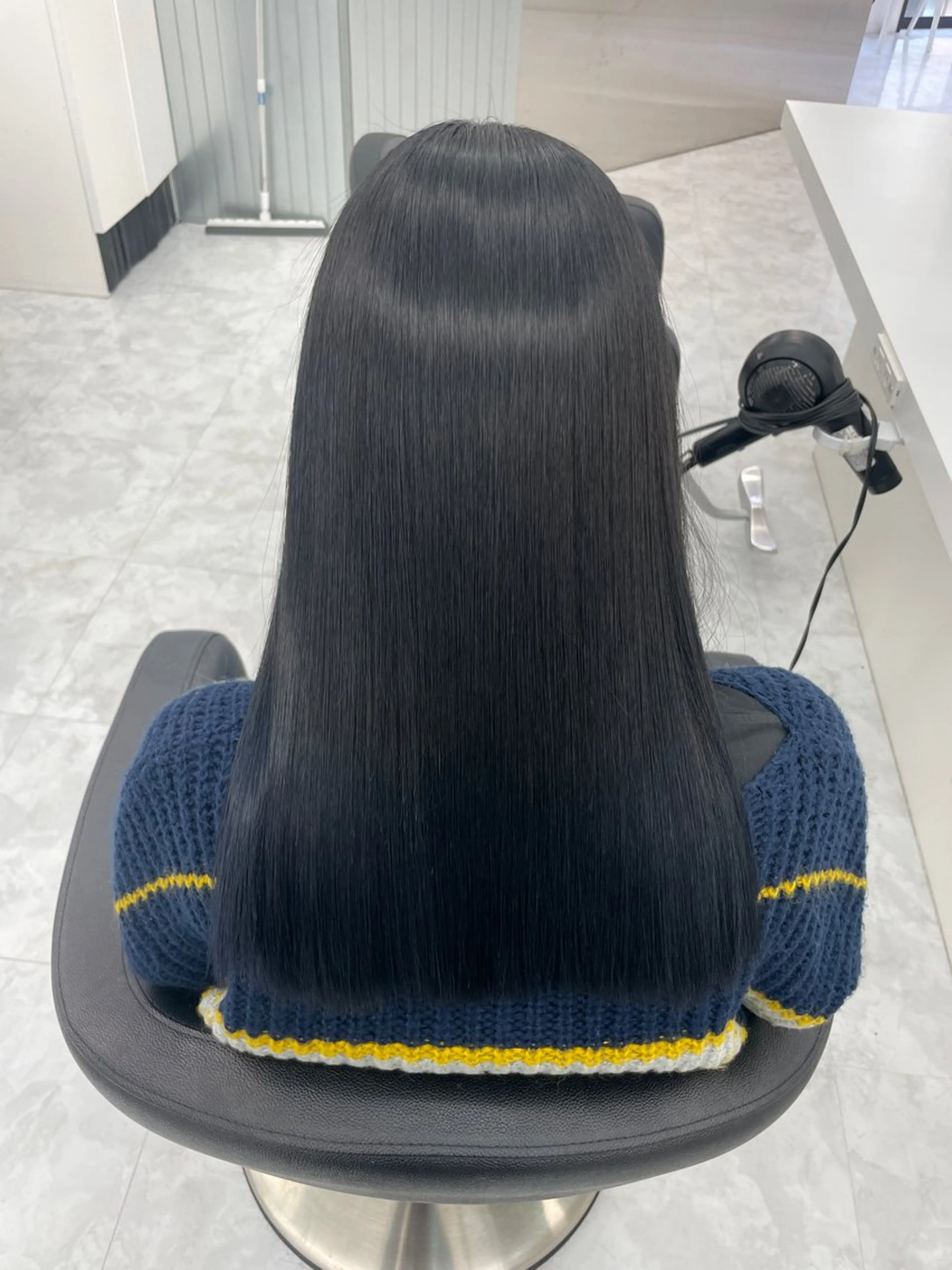 セミロング カット ヘアカラー 縮毛矯正 MOE 福岡韓国ヘア✧︎のヘアスタイル