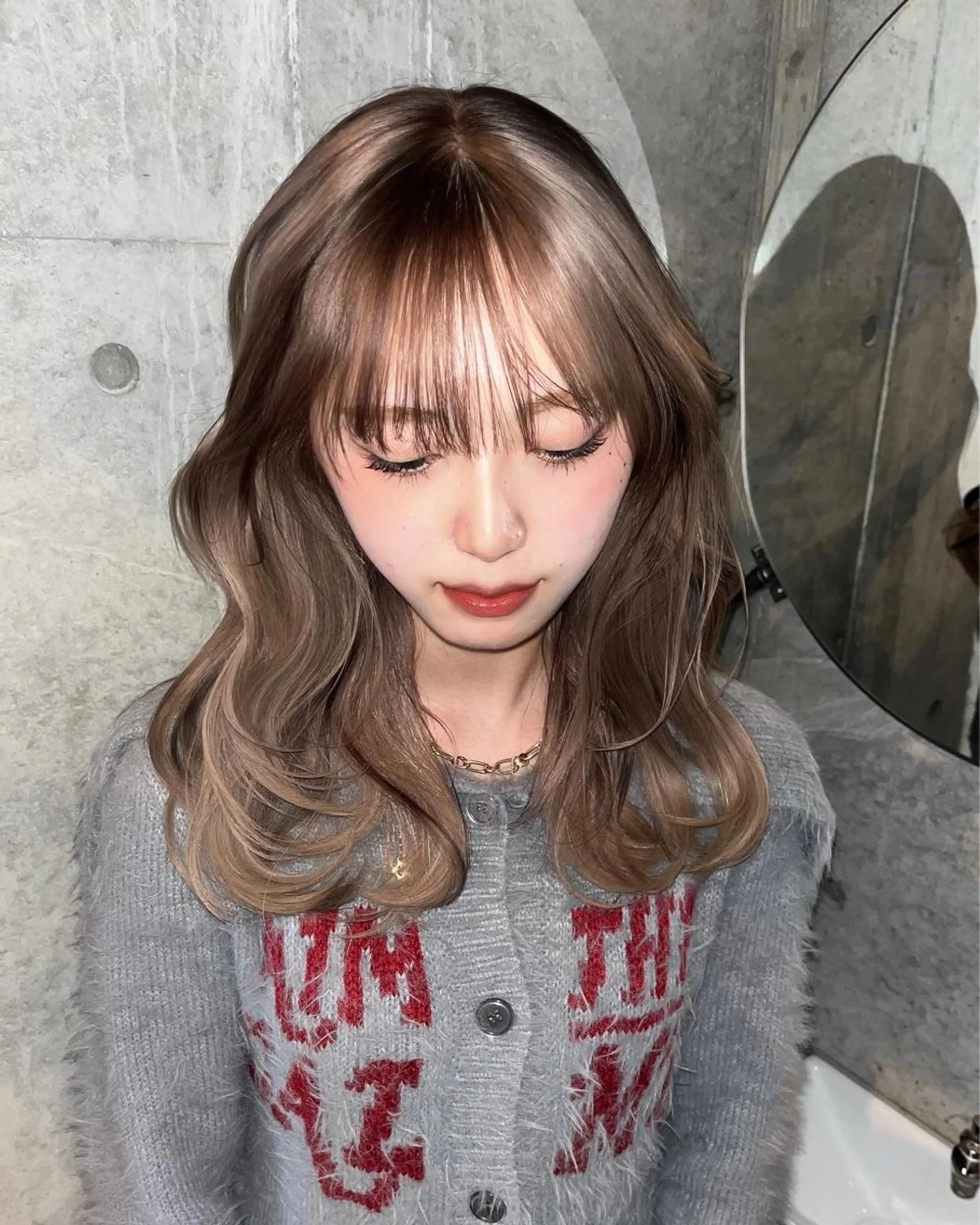 セミロング カラー ヘアアレンジ ヘアカラー SOL.JINGUMAE所属・原宿・デザインカラー YUI🤍ྀིのヘアスタイル