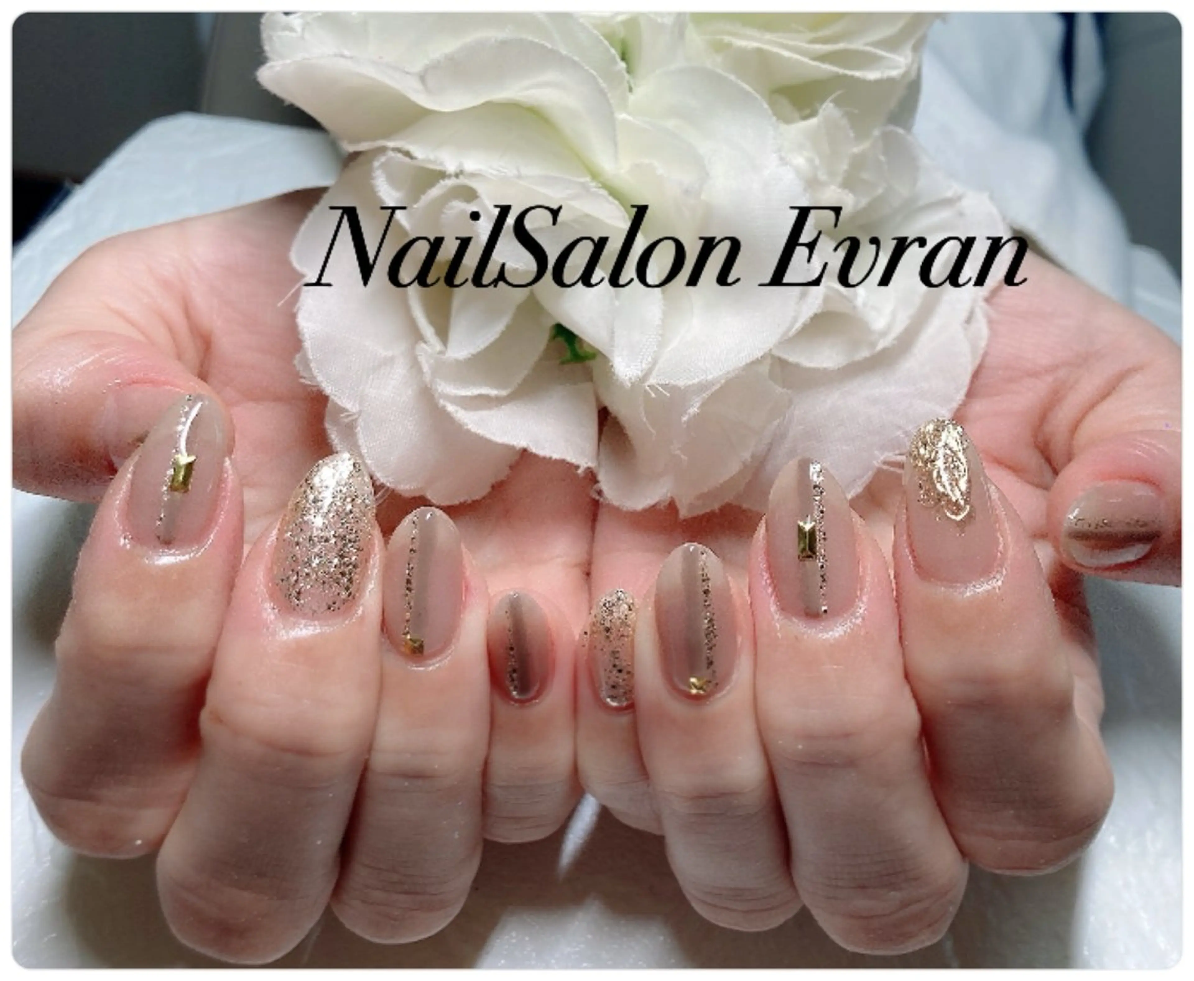 ネイル アートネイル ジェルネイル ワンカラーネイル シンプルネイル ハンドネイル Nail salon Evranのネイルデザイン