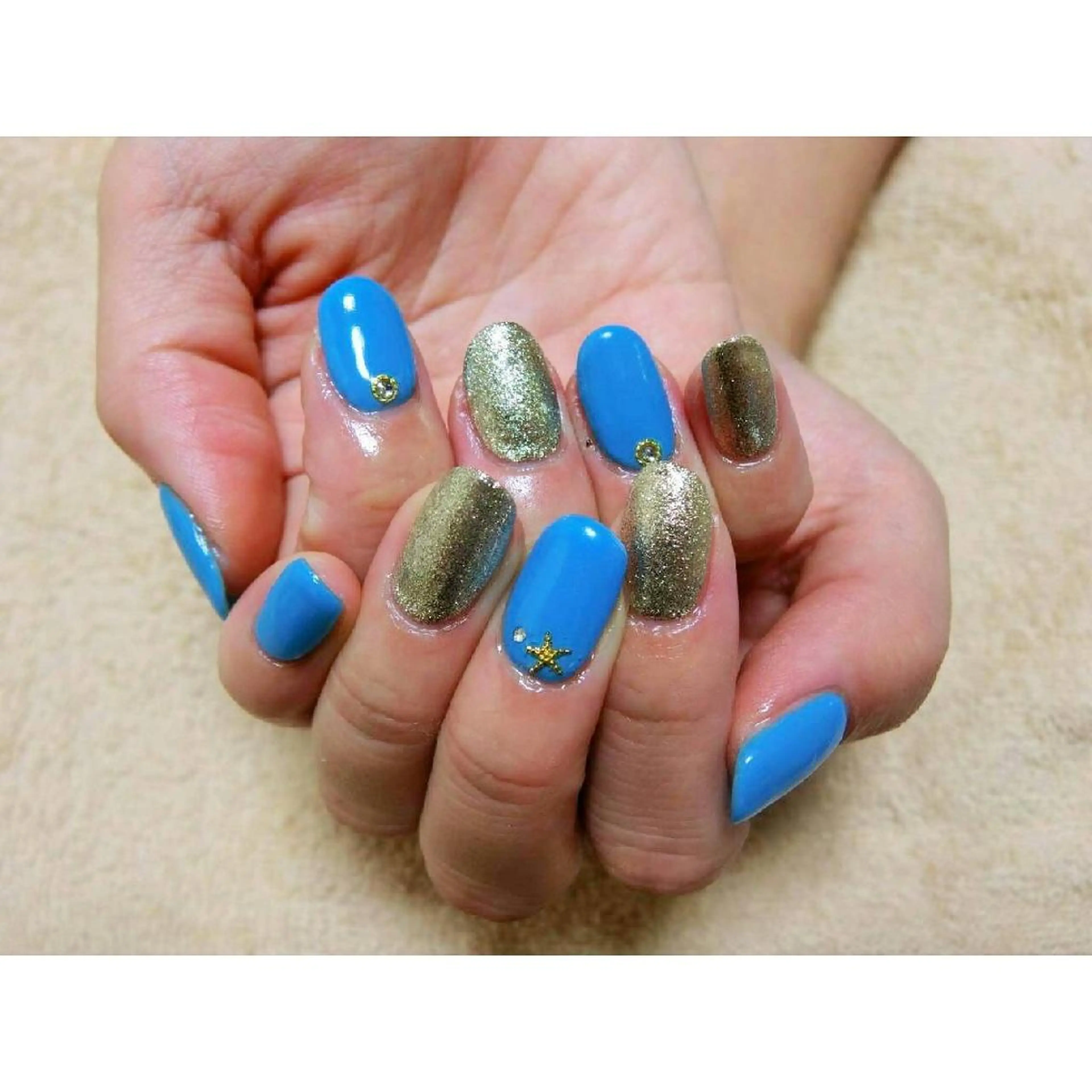 ネイル シンプルネイル 痛ネイル/ワンホン/ フィルイン/長さだしのネイルデザイン