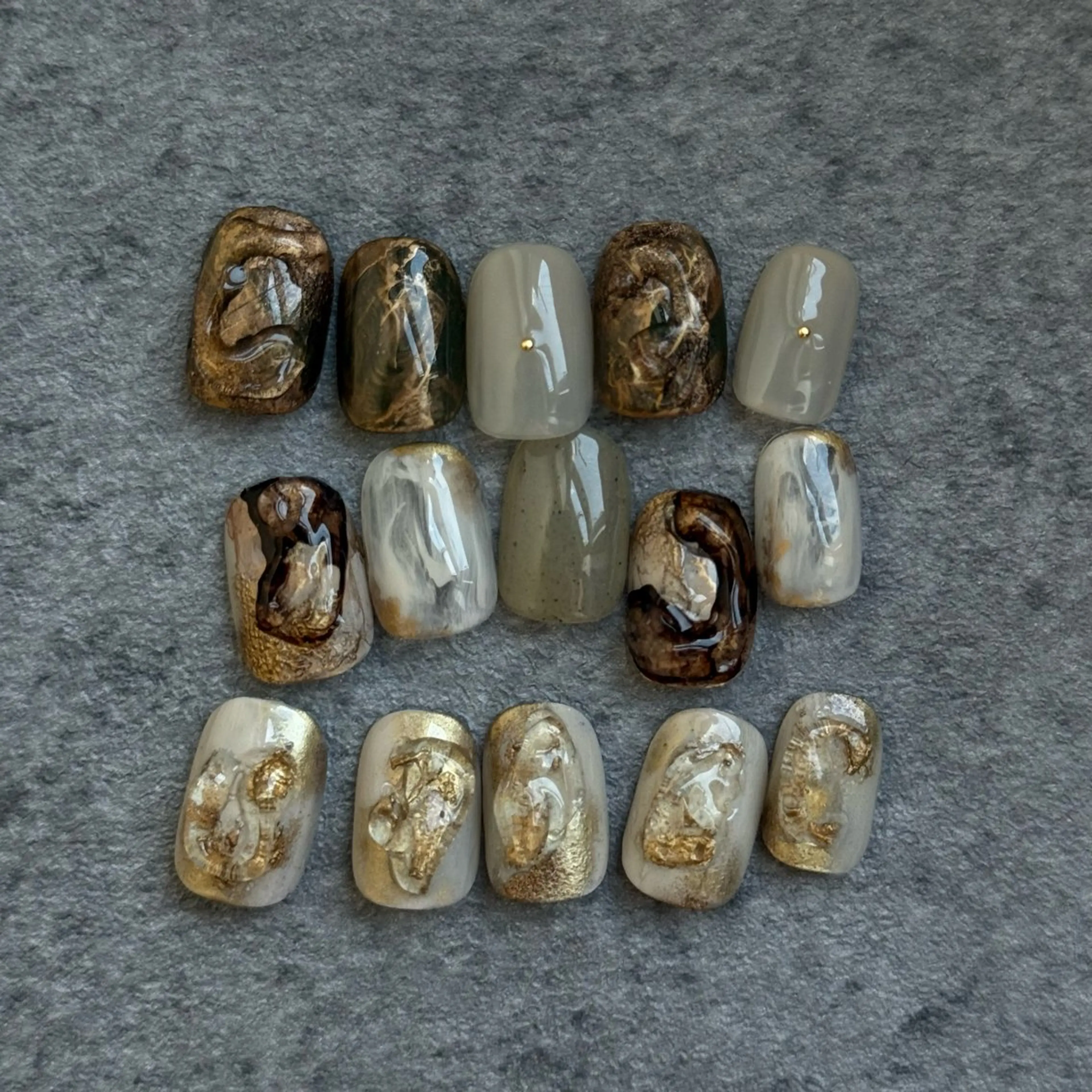 ネイル salon village所属・miku ニュアンス/個性派のネイルデザイン