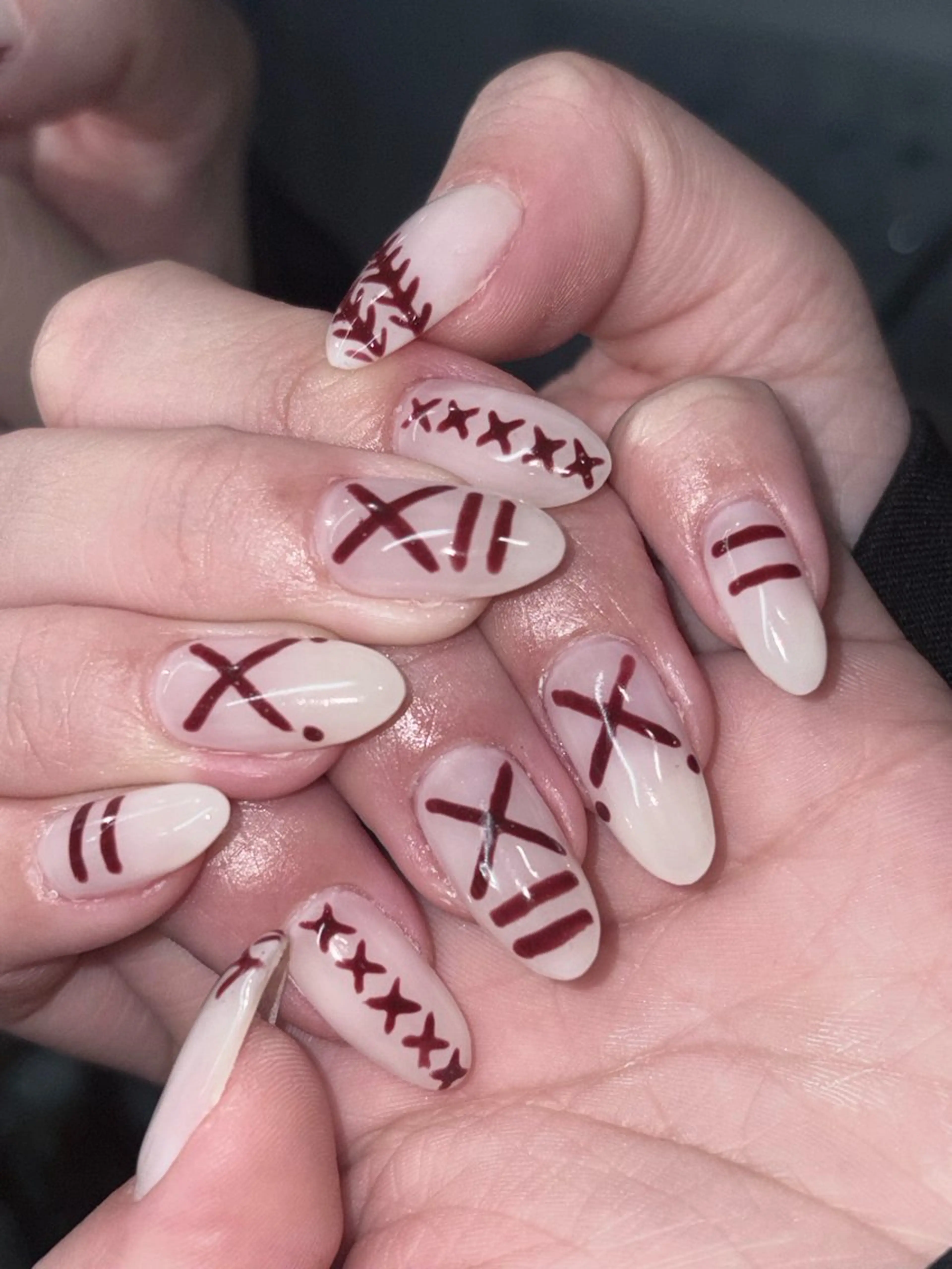 ネイル ハンドネイル NES NAIL所属・さゆり￤推しキャラ ￤ロングネイル🩷のネイルデザイン