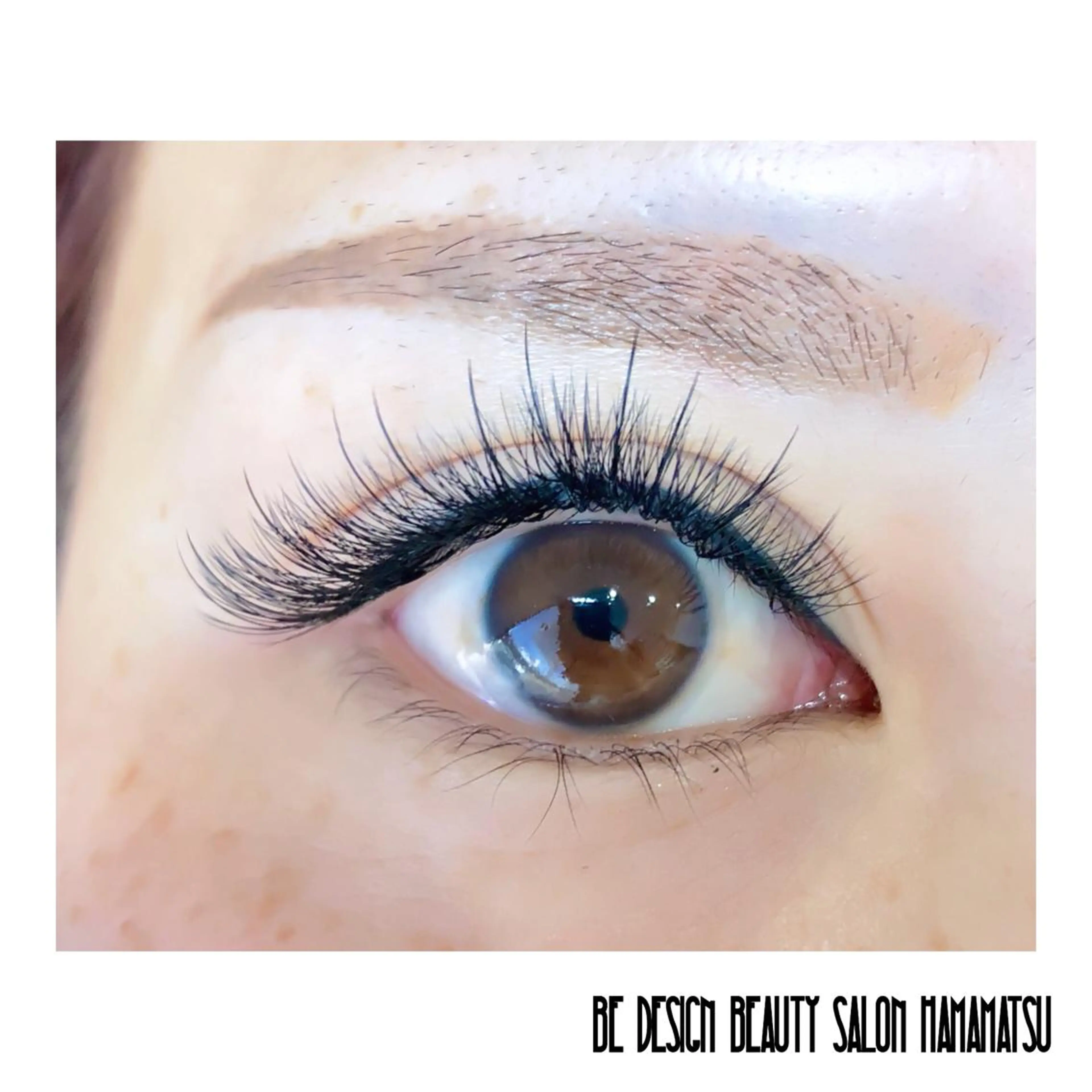 マツエク・マツパ フラットラッシュ ボリュームラッシュ BE DESIGN ビーデザインのマツエク・マツパデザイン