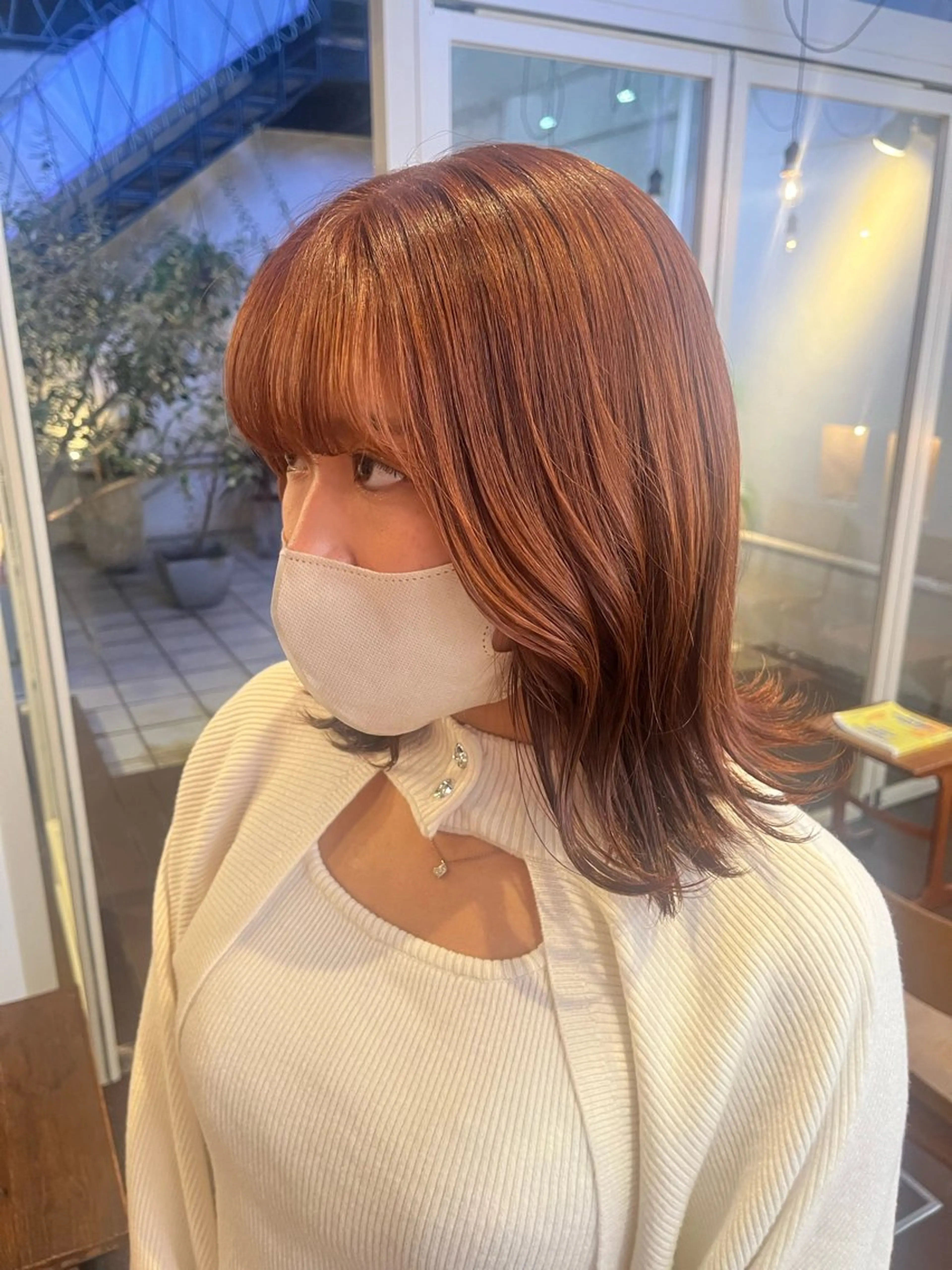 ミディアム カラー くいた あやなのヘアスタイル