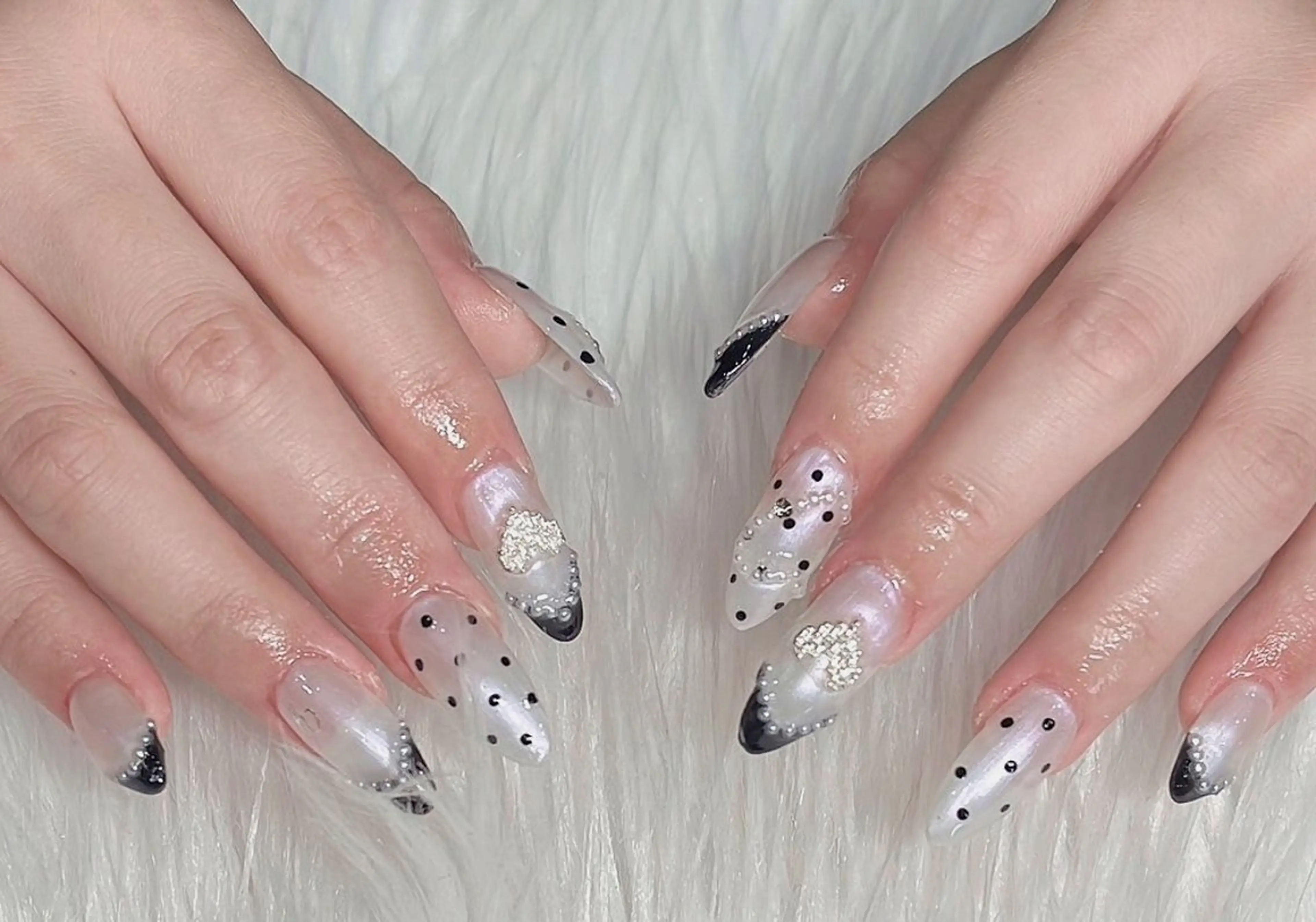 ネイル アートネイル 持ち込み アリエス所属・nail&eye Ariesのネイルデザイン