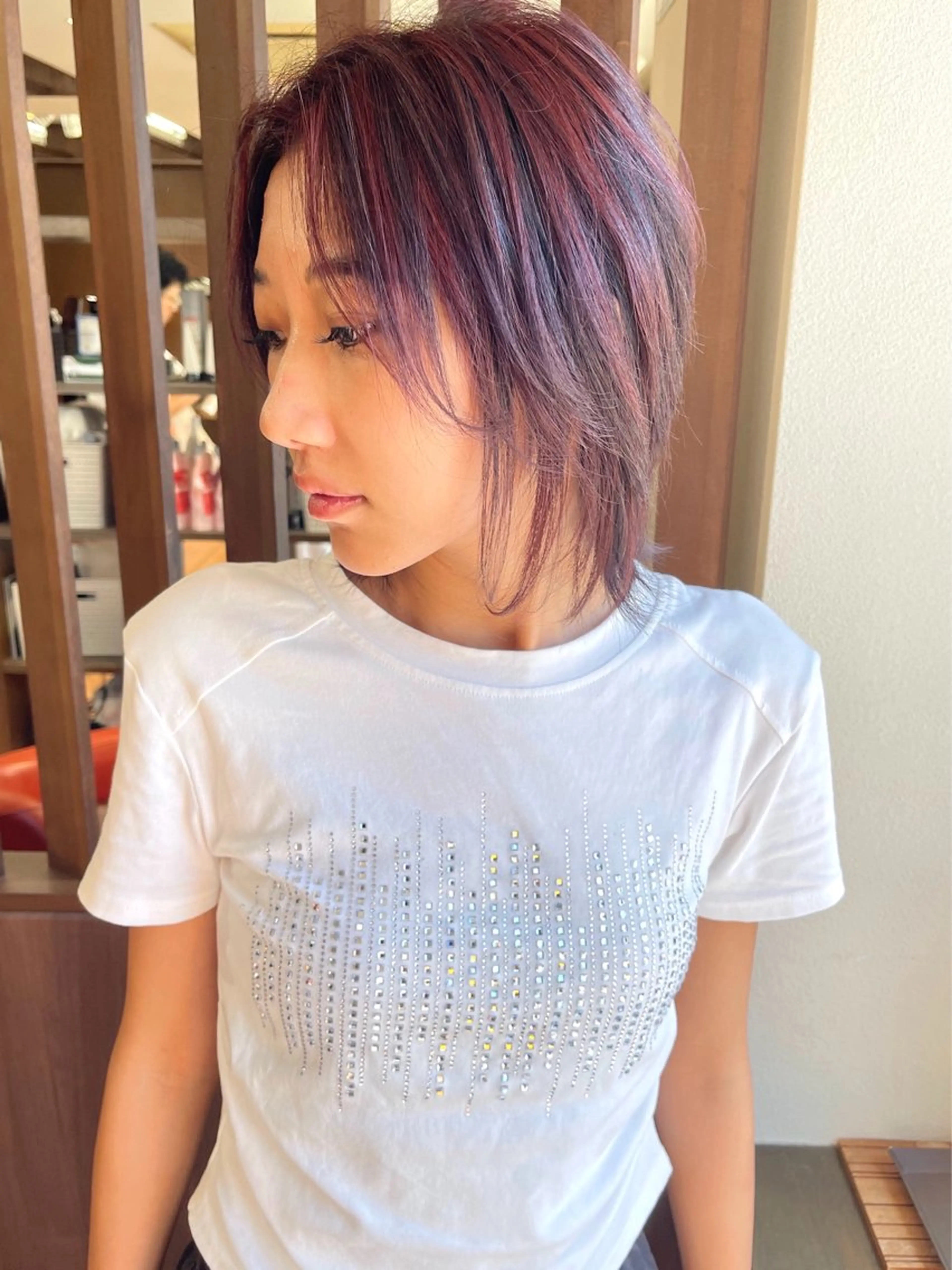 ショート カラー レッドカラー カット ヘアカラー トリートメント 髪質改善ｶﾗｰ ｹｱﾌﾞﾘｰﾁ/ﾀﾑのヘアスタイル