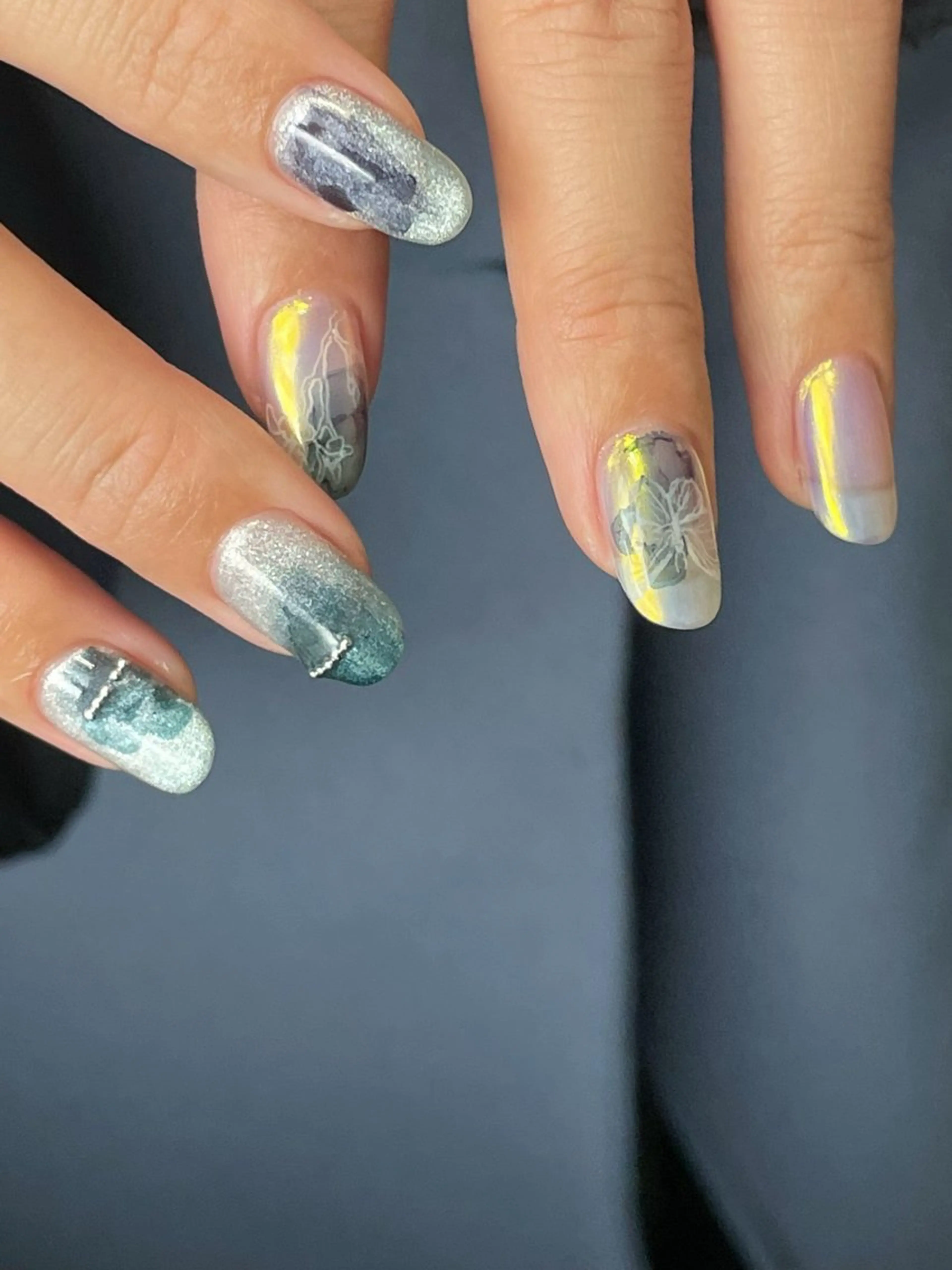 ネイル ハンドネイル F room 表参道のネイルデザイン