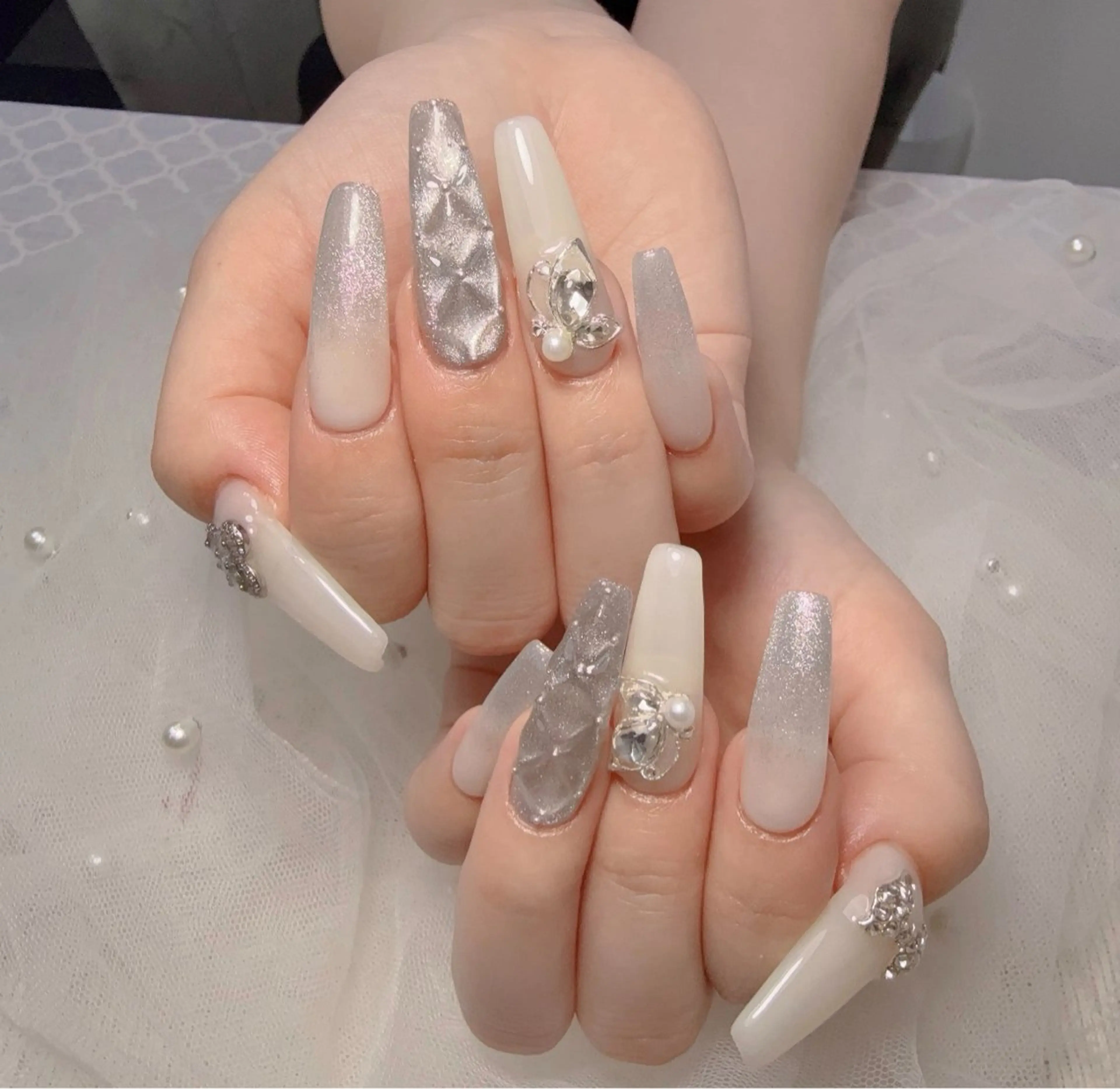 ネイル 長さ出し フレンチネイル 韓国ネイル レース マグネットネイル ハンドネイル nami ナミのネイルデザイン