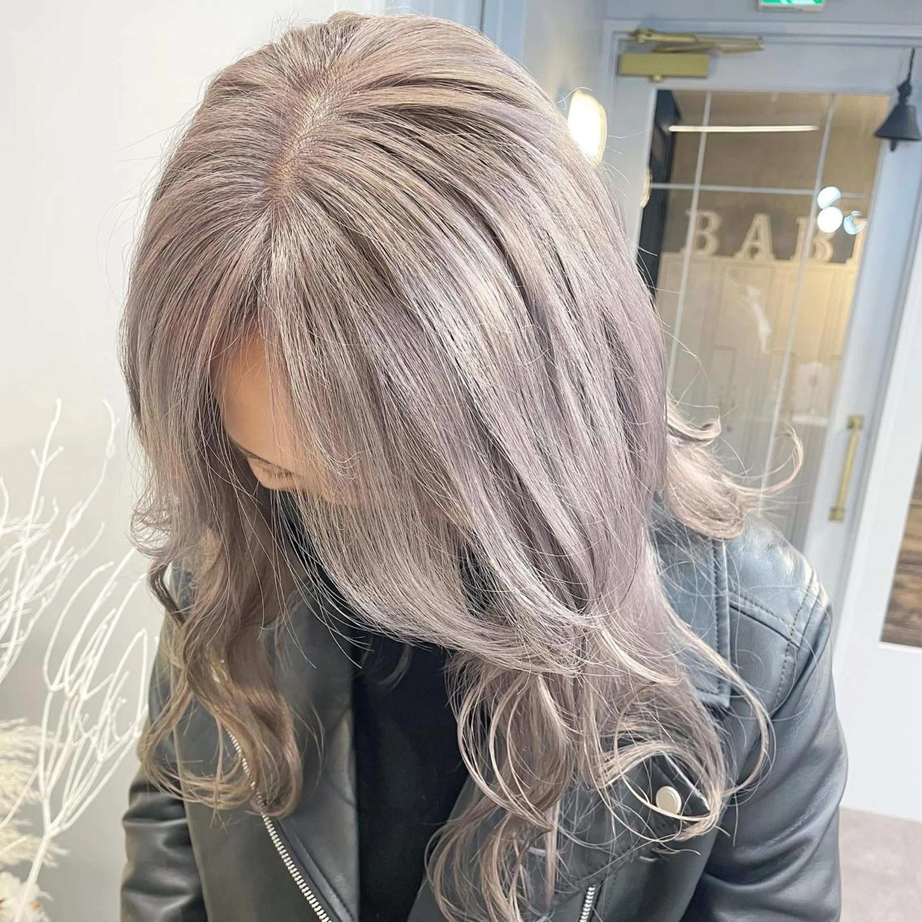 セミロング ヘアカラー Hardy (ハーディ)所属・Hardy ショータのヘアスタイル