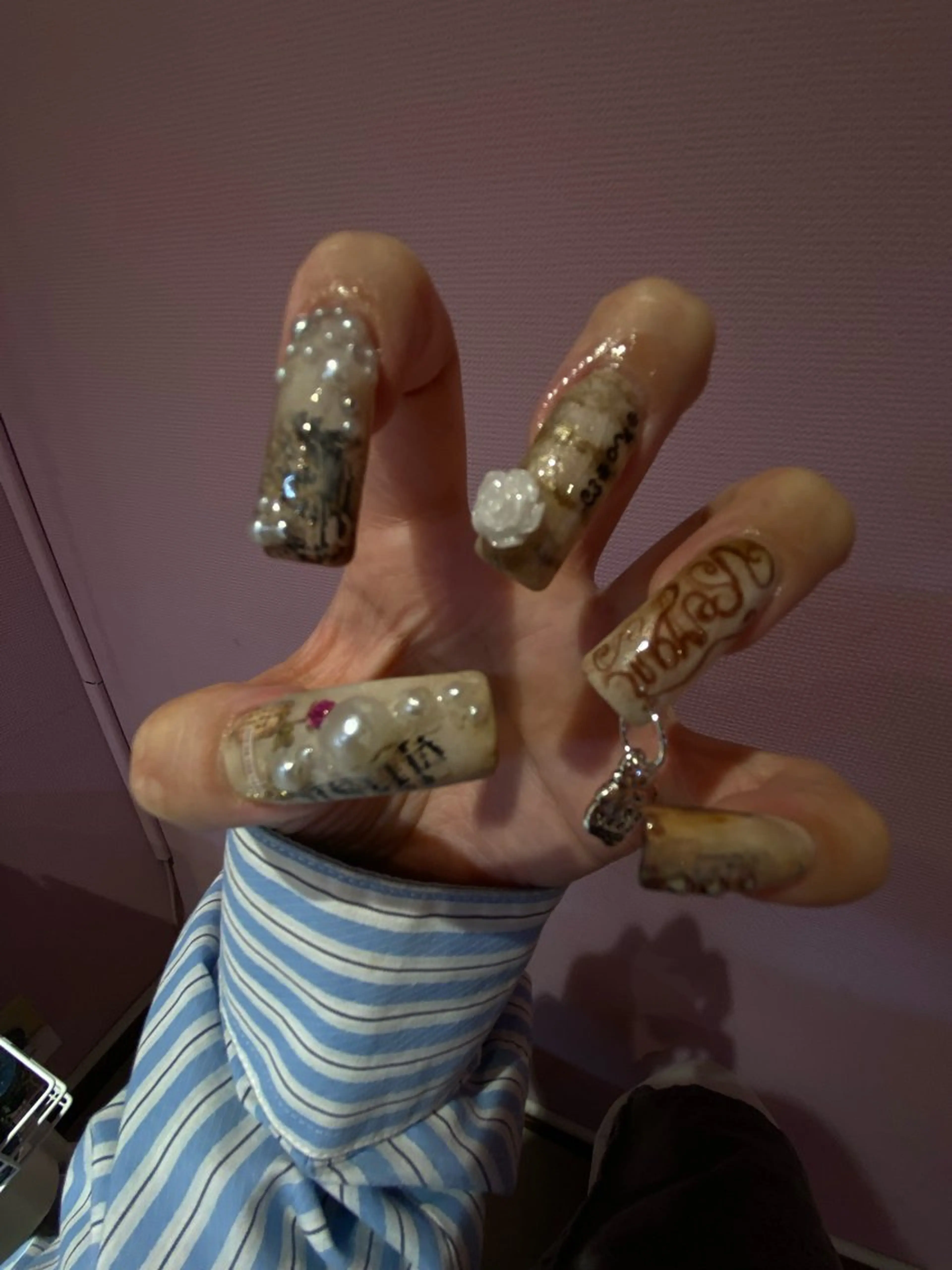 ネイル ハンドネイル NICO nail　三軒茶屋店　ネイル＆アイラッシュ所属・oichan 𖦹°‧のネイルデザイン