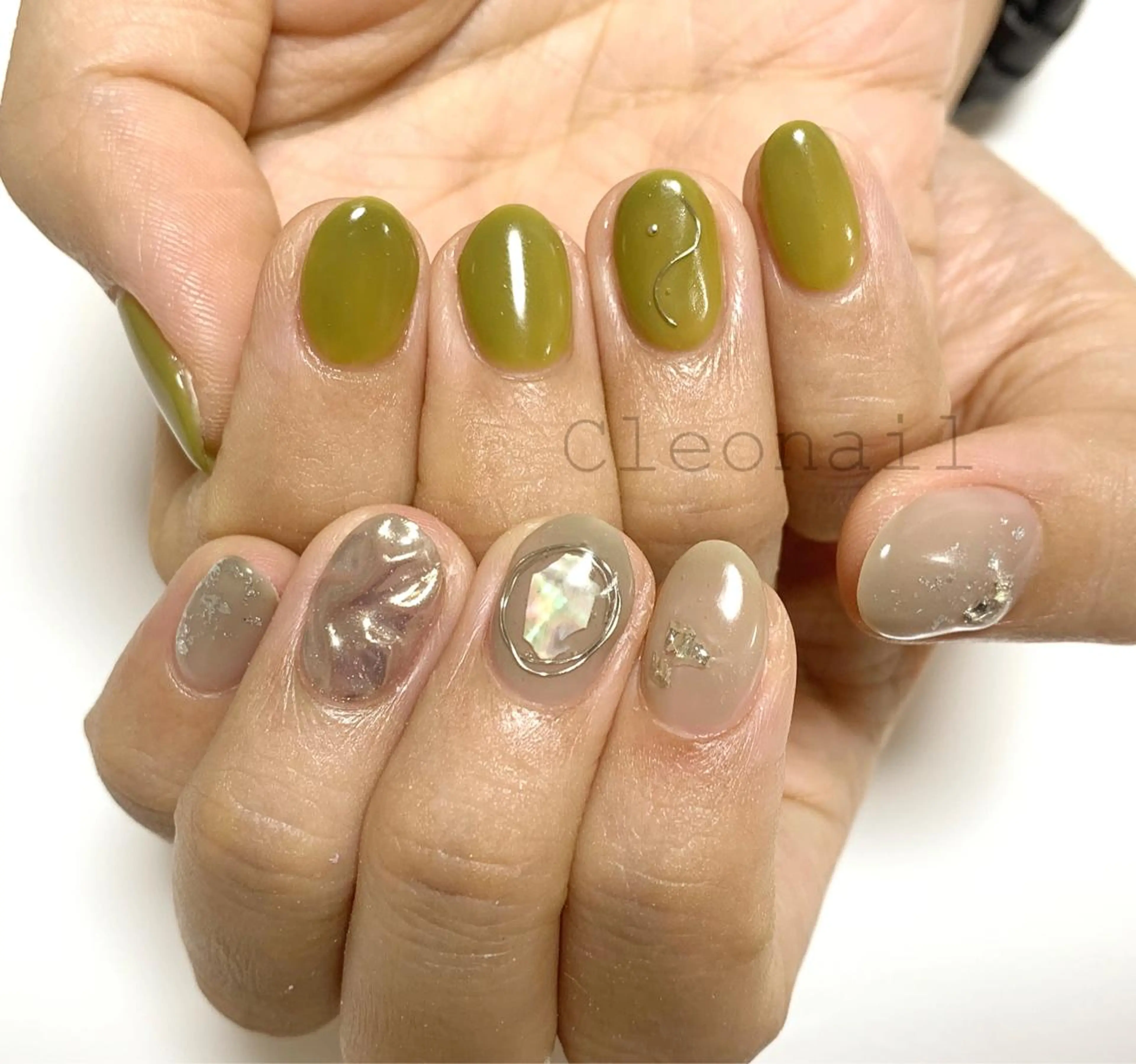 ネイル ニュアンスネイル シンプルネイル 🩵 Shizuhoのネイルデザイン