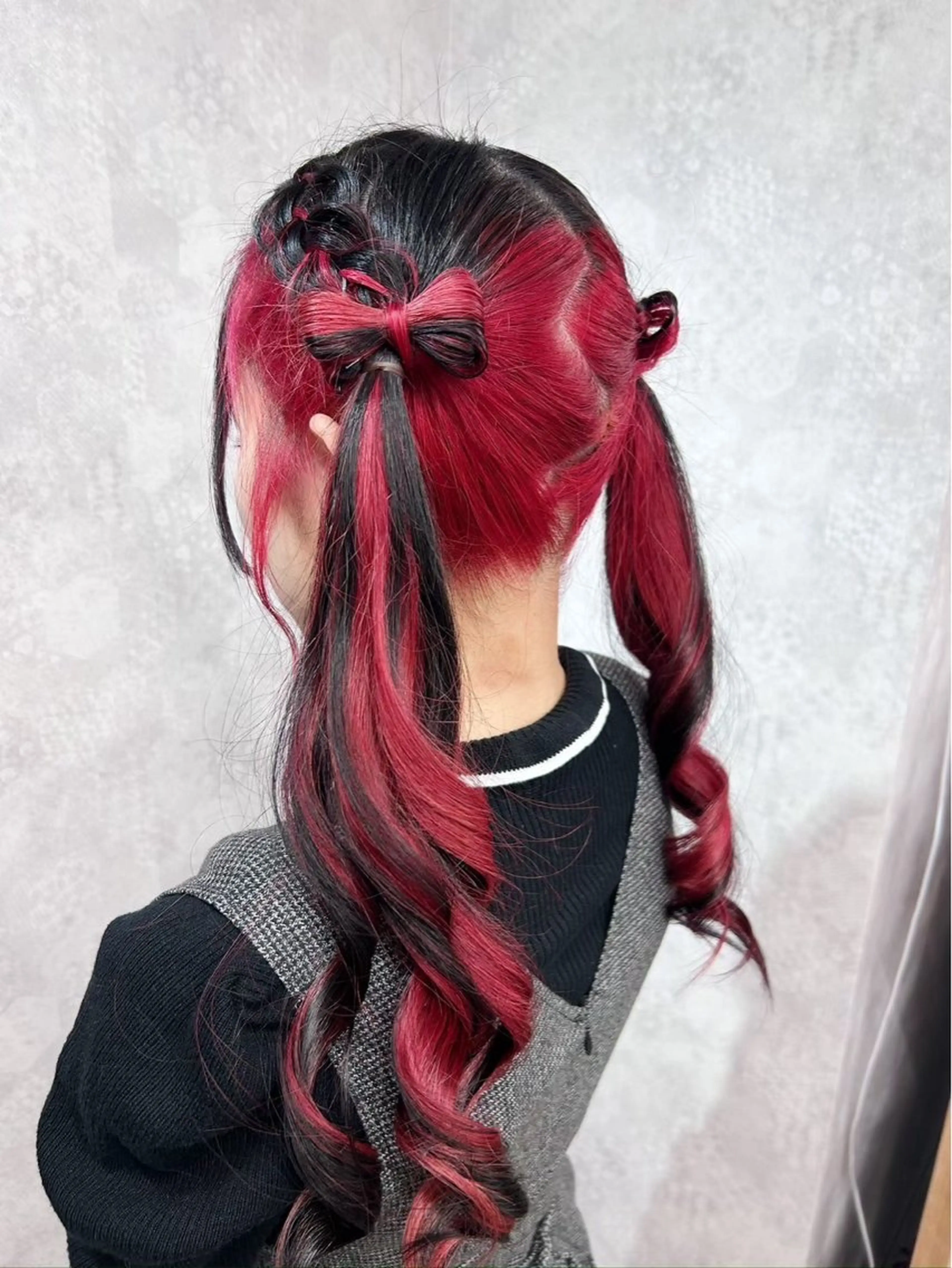 ロング カラー ヘアアレンジ メンズウルフ🐺♡ ブリーチ♡ヘアメ🎀のヘアスタイル