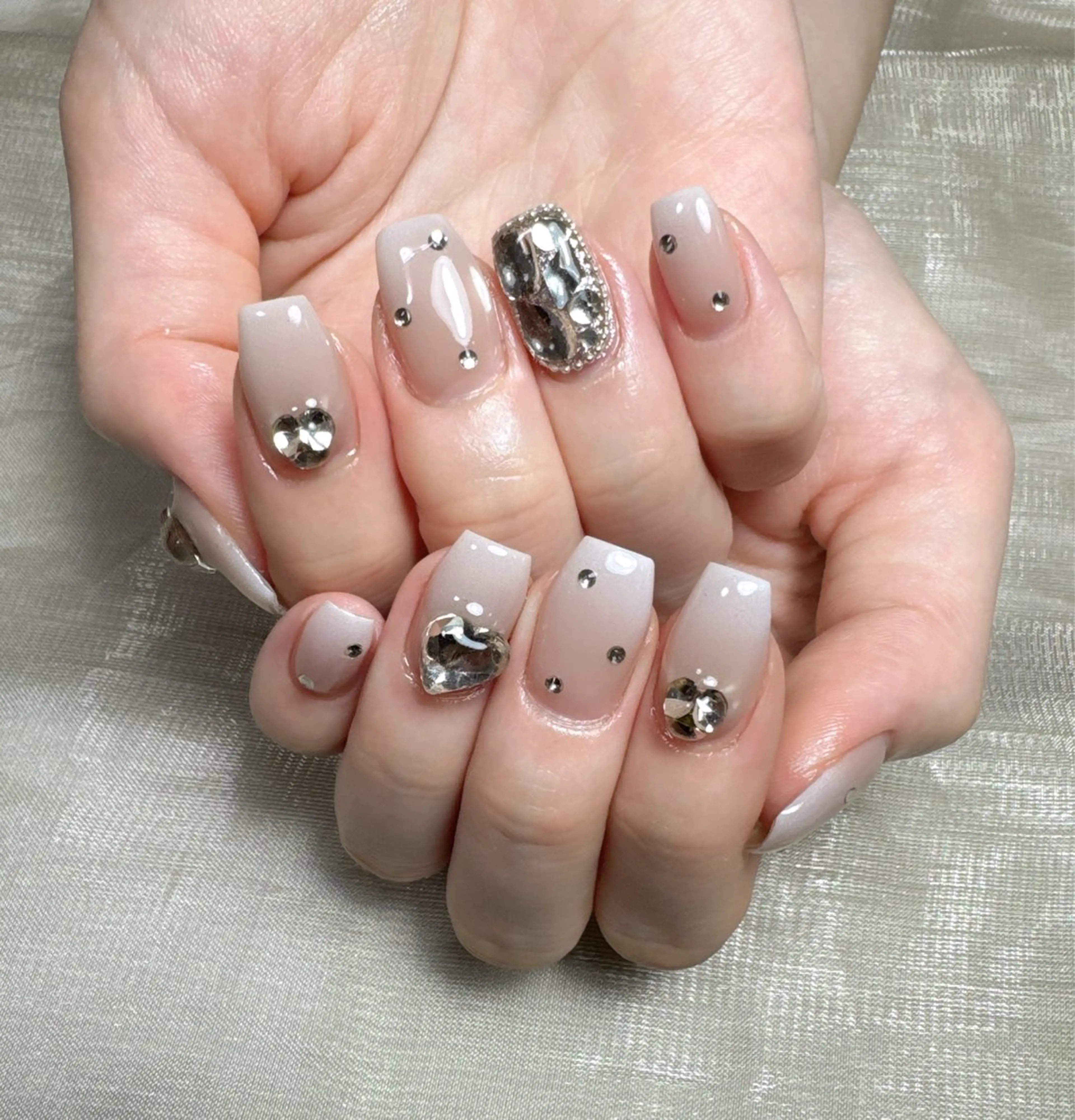 ネイル L.Nail所属・L.nail 【エル.ネイル】のネイルデザイン