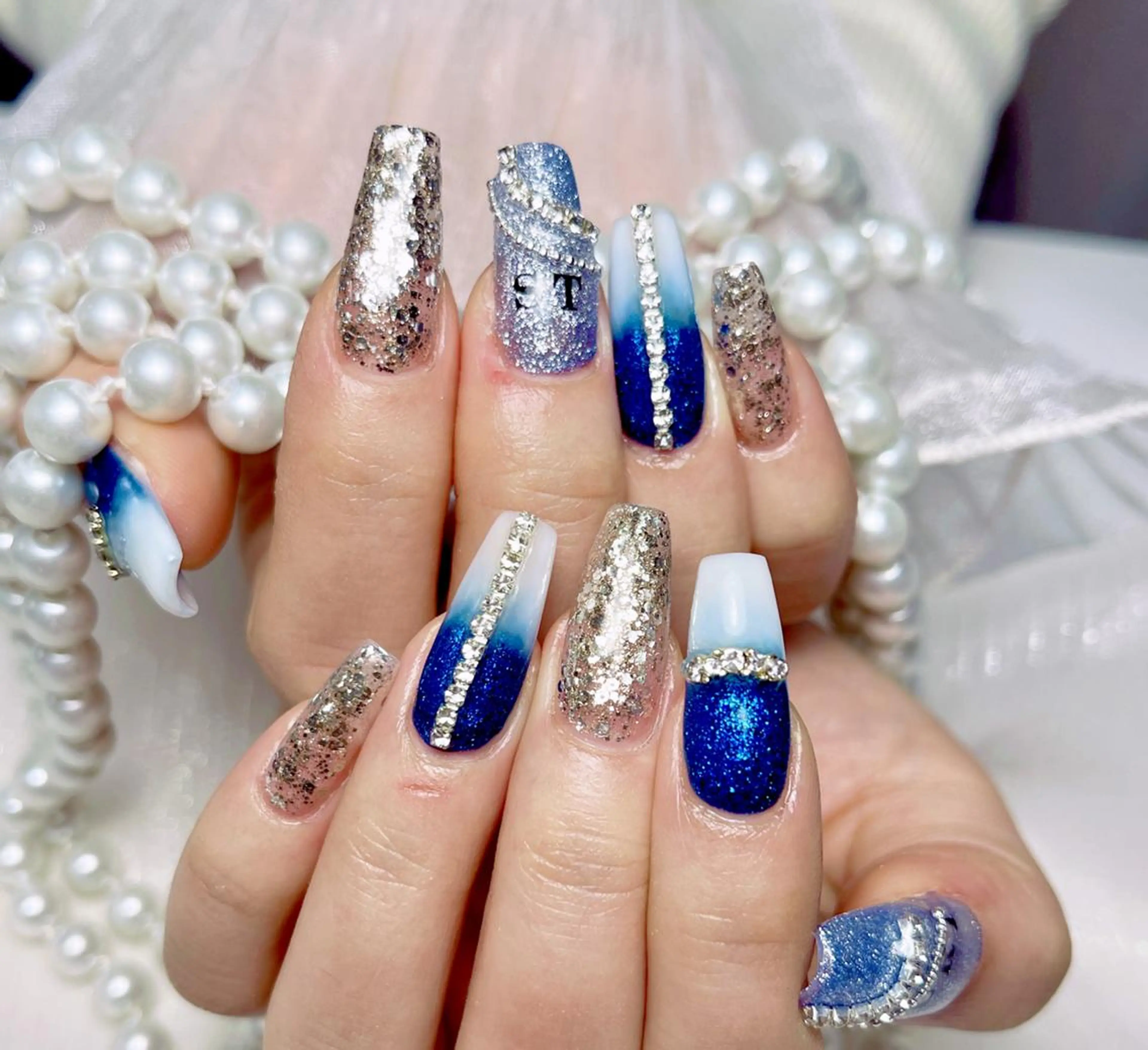 ネイル ハンドネイル ハンドケア Momo 🤍のネイルデザイン