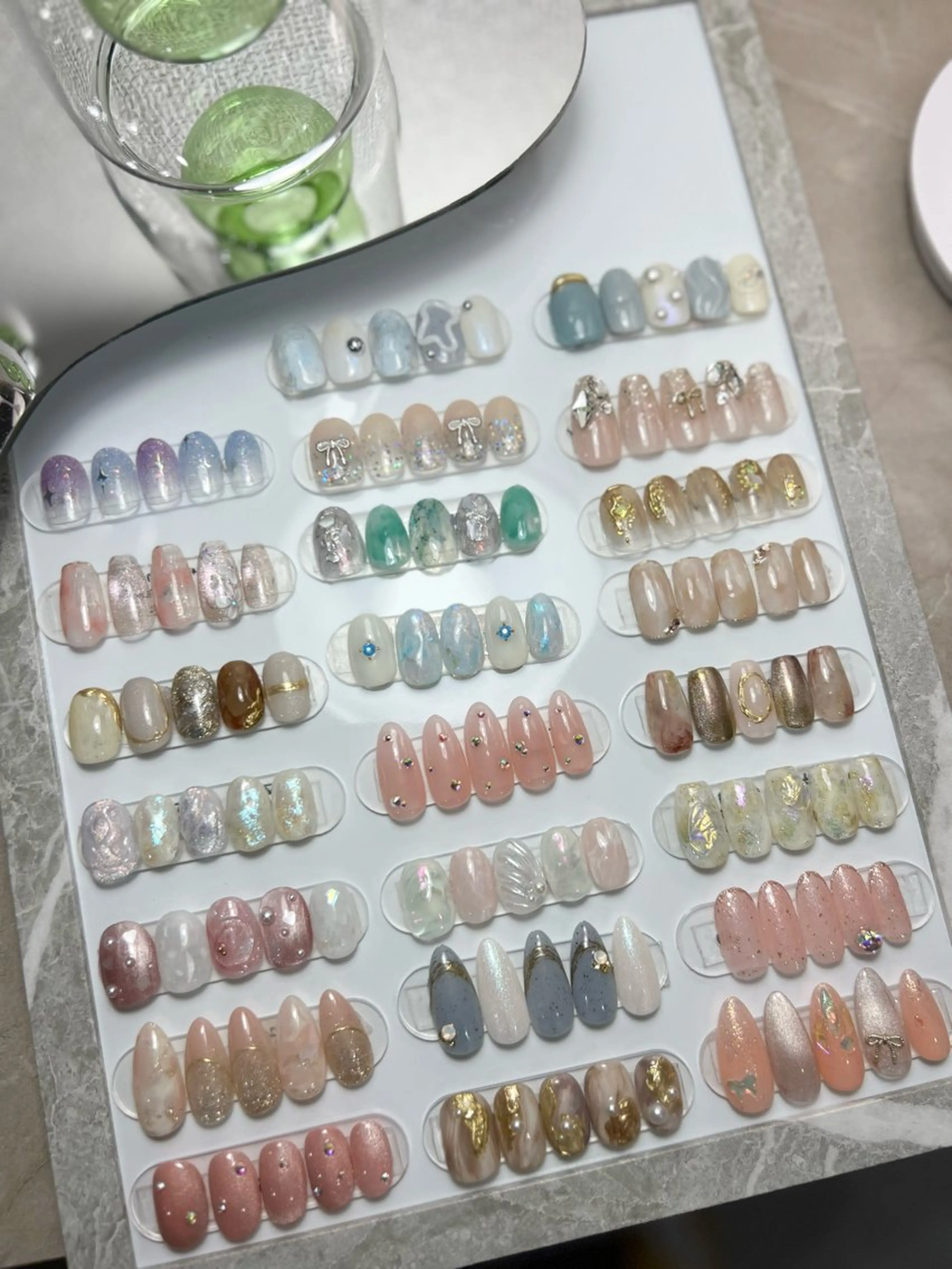 ネイル coconail所属・ネイリスト HANAのネイルデザイン