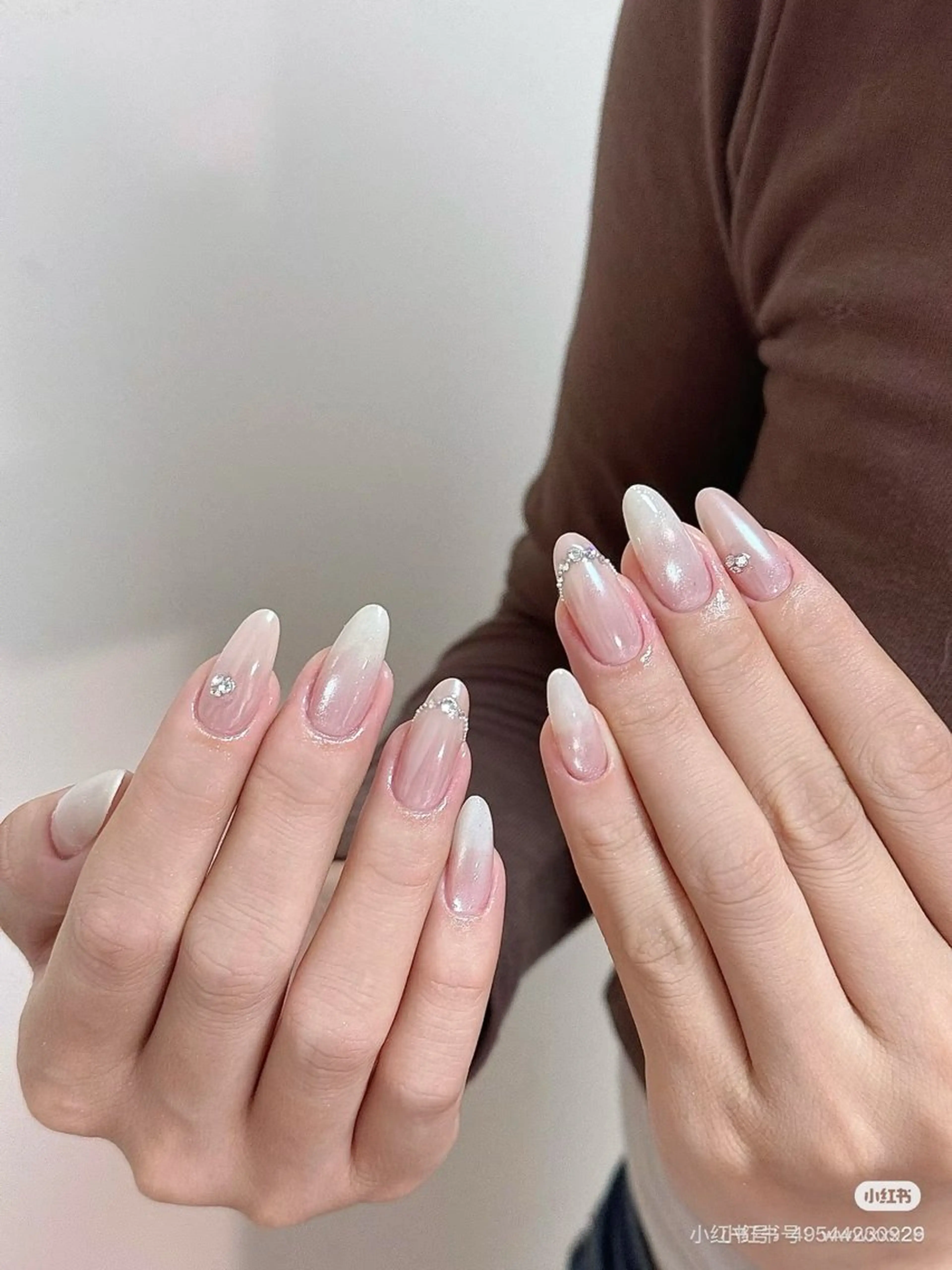 ネイル フラワーネイル フレンチネイル ジェルネイル ガラスフレンチ ハート ハンドネイル BabyYouMi nailのネイルデザイン