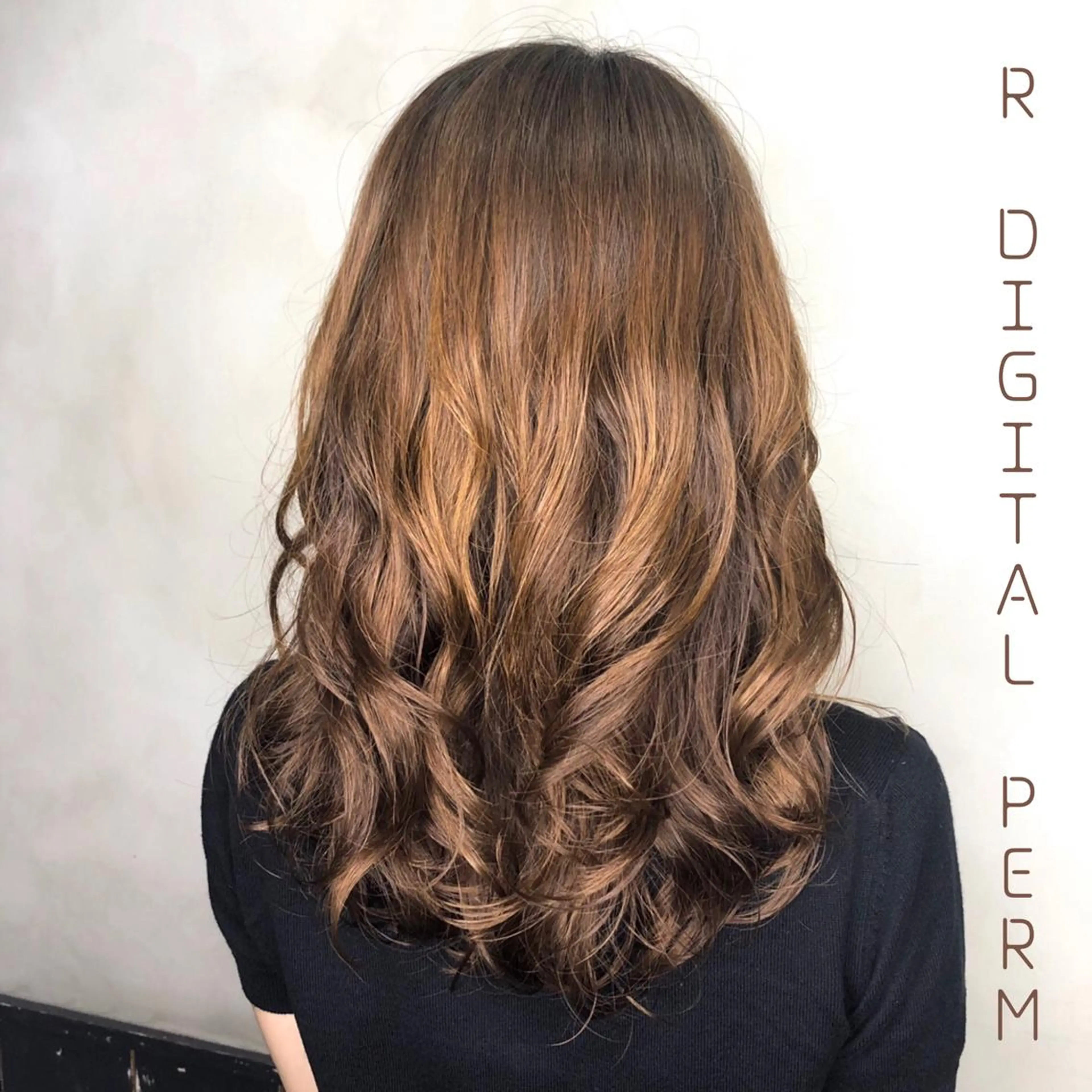セミロング カラー パーマ セミロングパーマ トリートメント デジタルパーマ カット パーマ トリートメント ヘッドスパ 美髪矯正 🌈髪質改善 山下のヘアスタイル