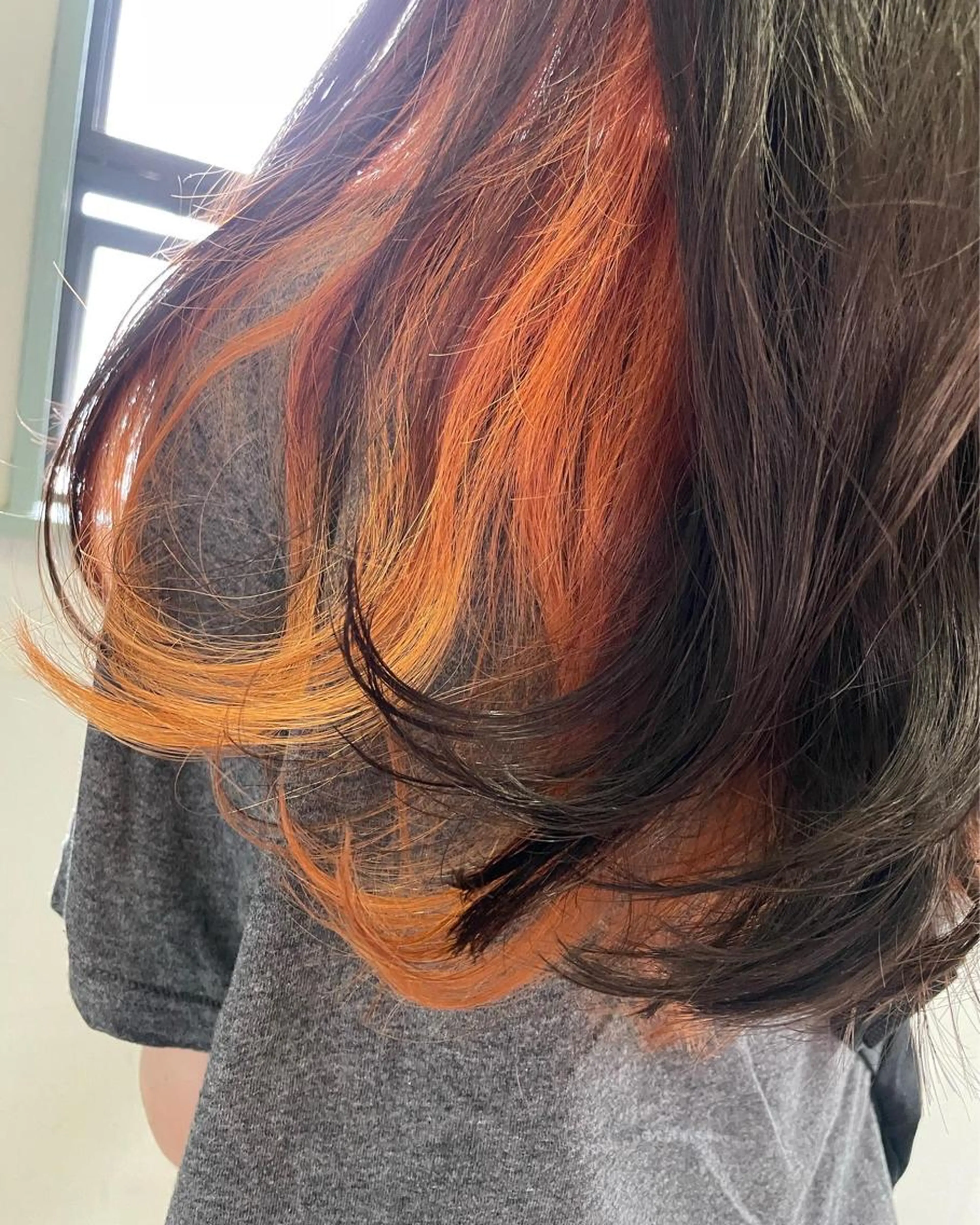 【毛先にさり気ないオシャレを🫶🌈】裾カラー(ブリーチ込)＋2stepトリートメントの写真