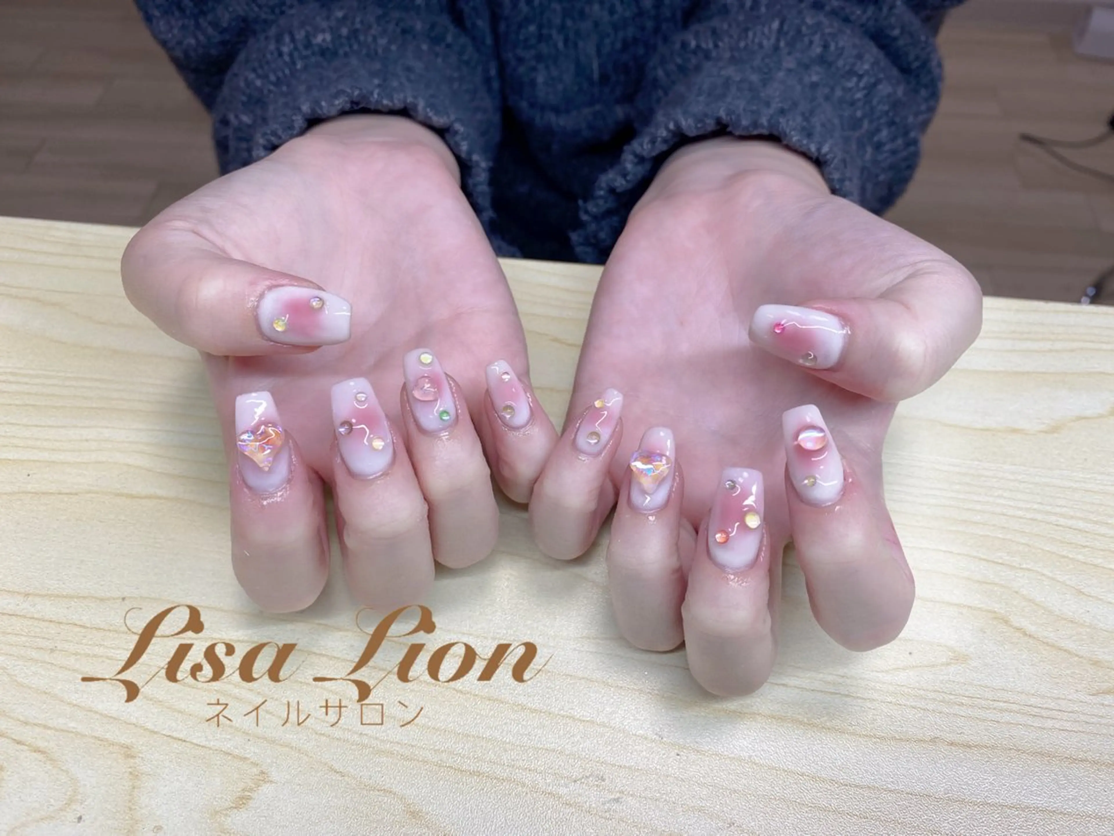 ネイル M. Tui Tuiのネイルデザイン