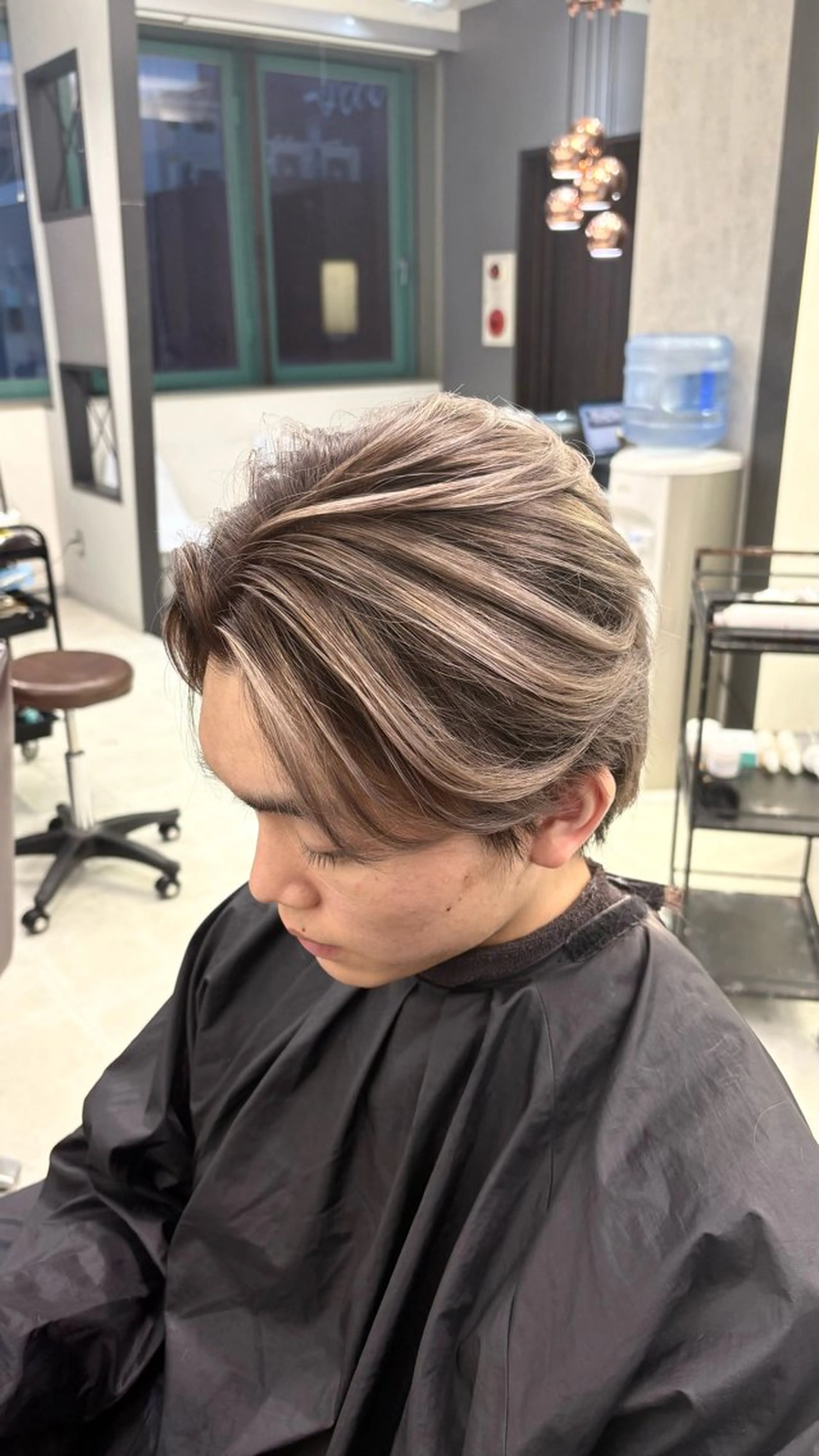 カラー メンズ 誠也/唯一無二の ルーツカラーのヘアスタイル