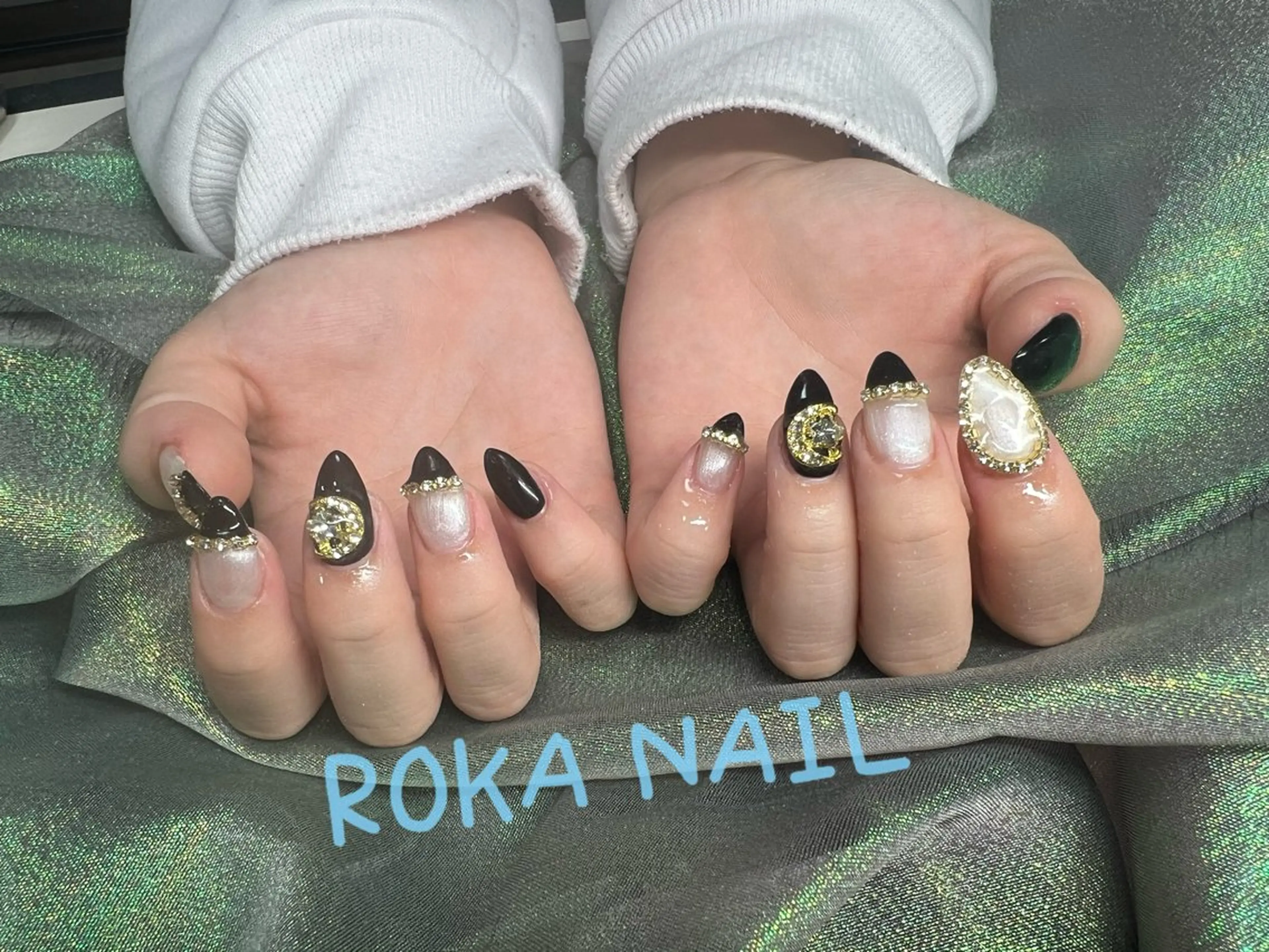 ネイル ハンドネイル 長さだし専門店 ROKANAILのネイルデザイン