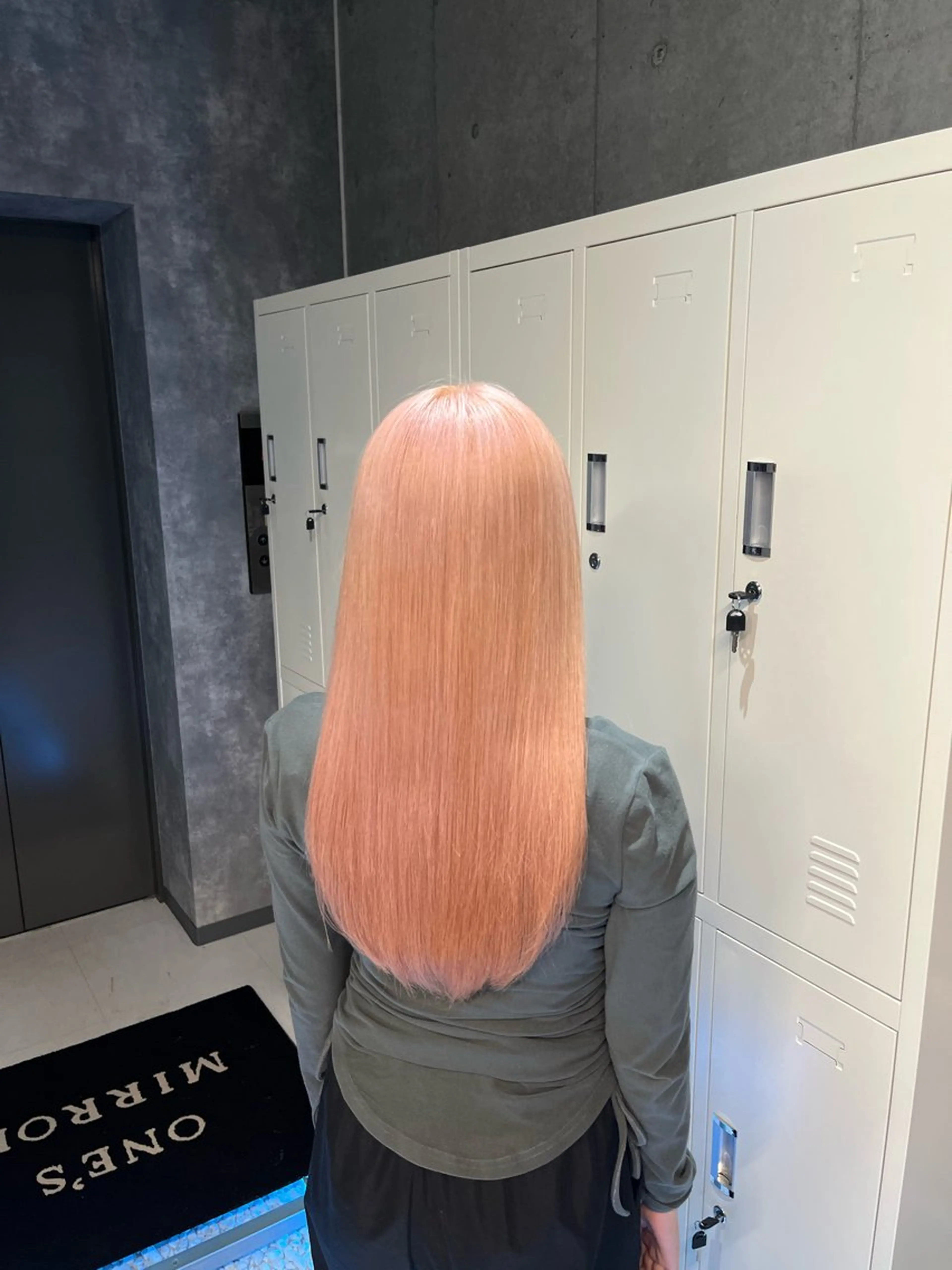 セミロング pink hair 🩷mayu🩷のヘアスタイル