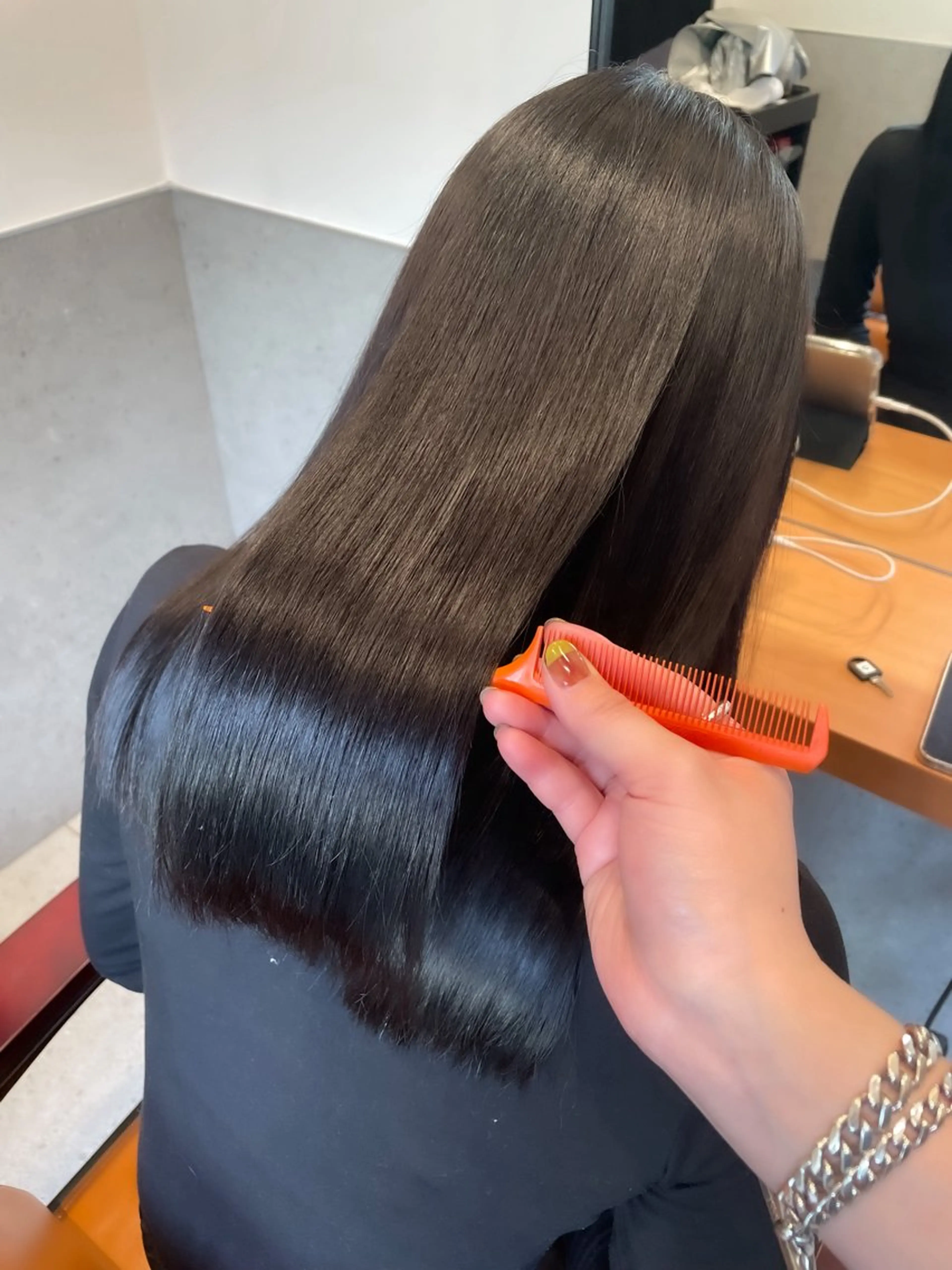 ミディアム カラー ヘアアレンジ ミニボブ/ブリーチ 🌈MISATOのヘアスタイル