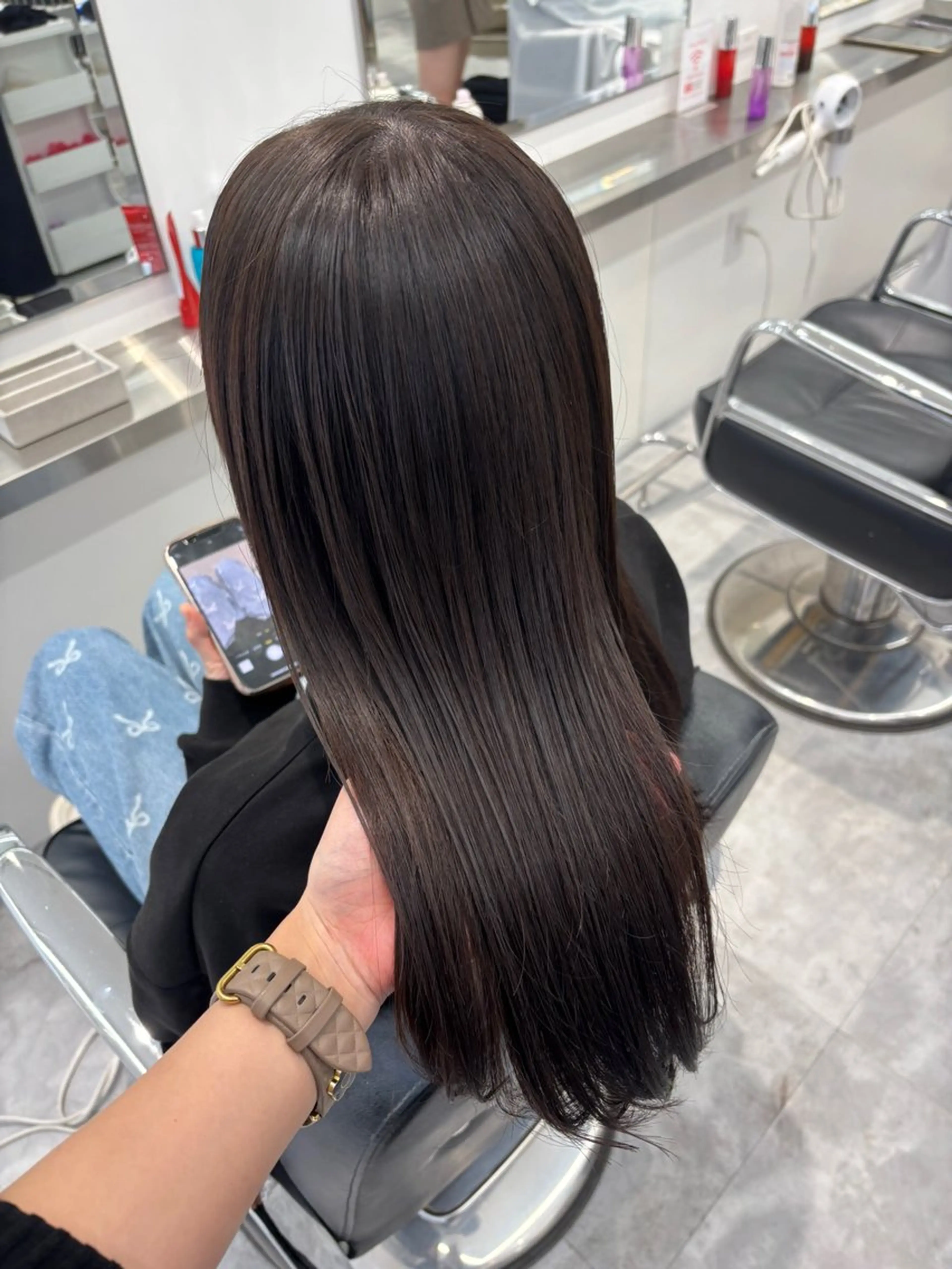 ロング ロング カット ヘアカラー トリートメント ParveMix 🐾鳥取彩花のヘアスタイル