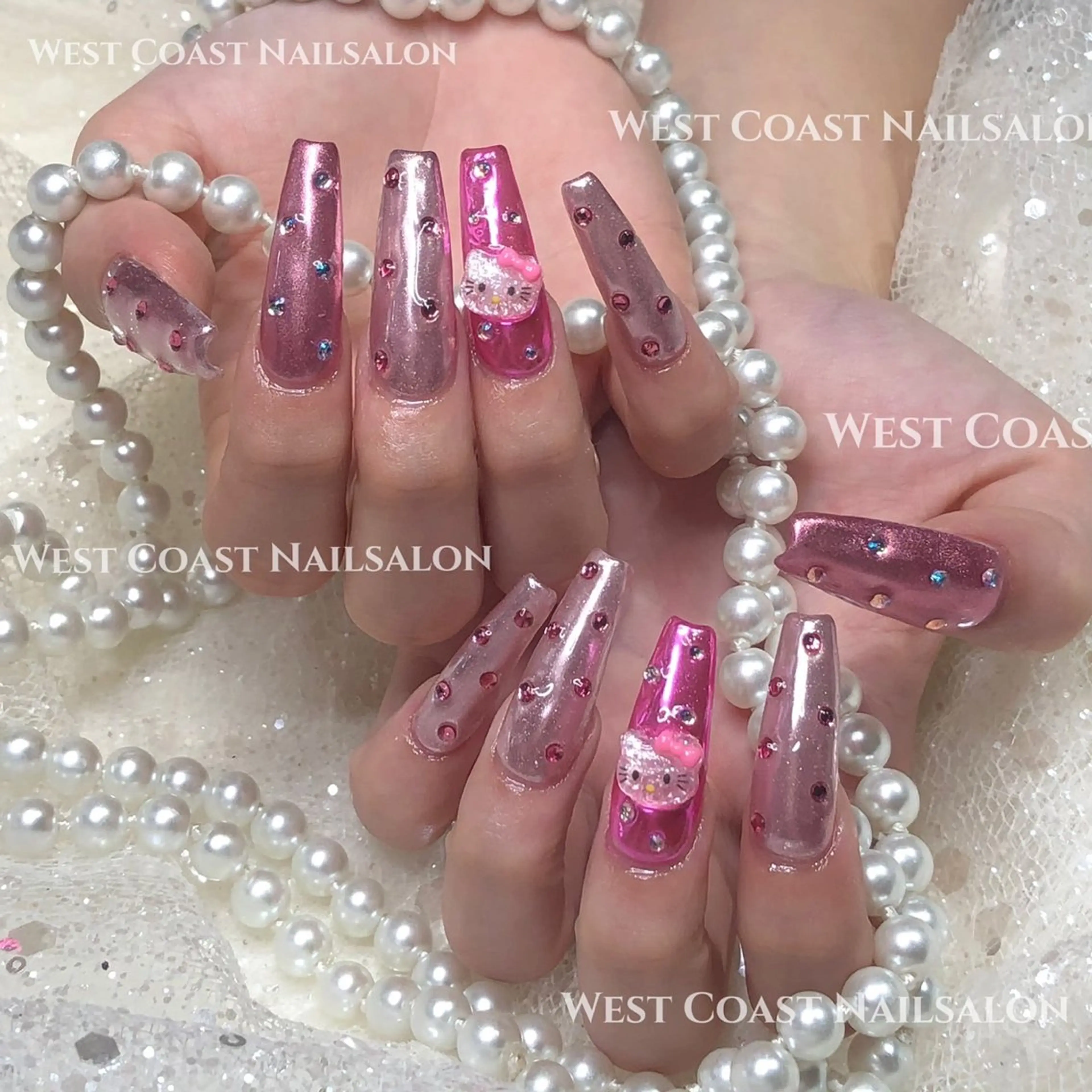 ネイル オーロラネイル 長さ出し リボン、ガーリー パーツ放題専門店のネイルデザイン