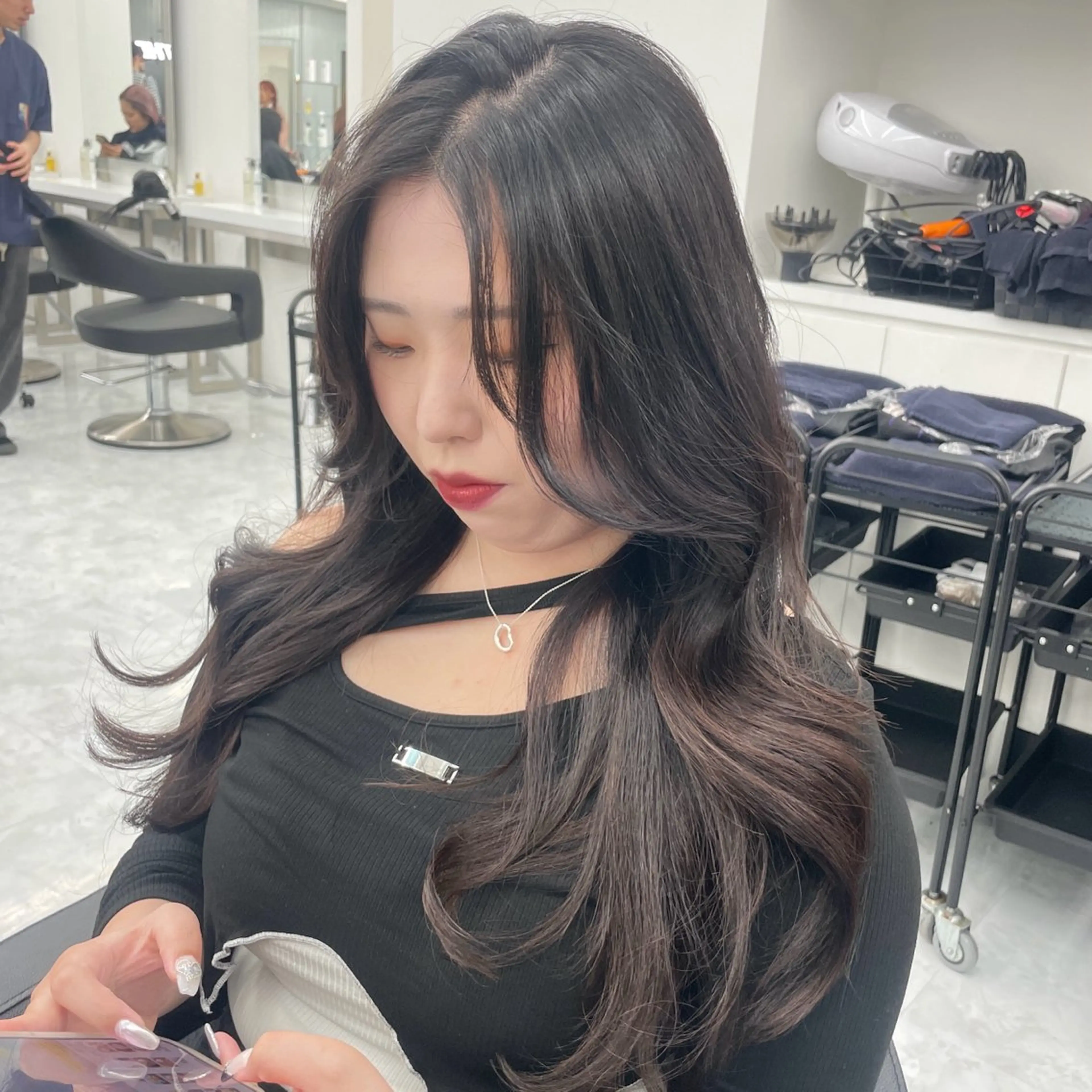 ロング カット MOE 福岡韓国ヘア✧︎のヘアスタイル