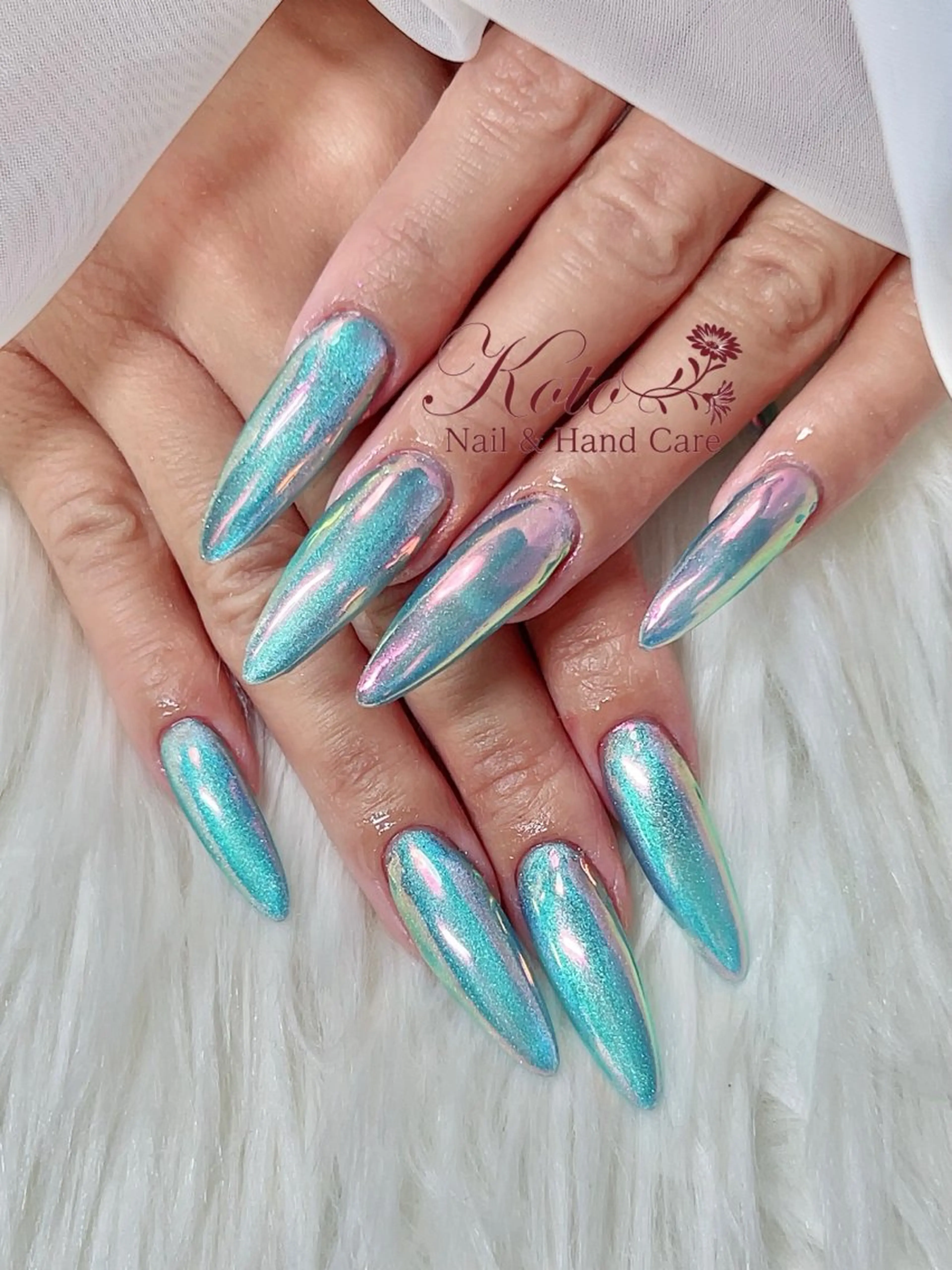 ネイル 長さ出し ジェルネイル 持ち込み ニュアンスネイル 赤色 ハンドネイル Nail Salon KOTOのネイルデザイン