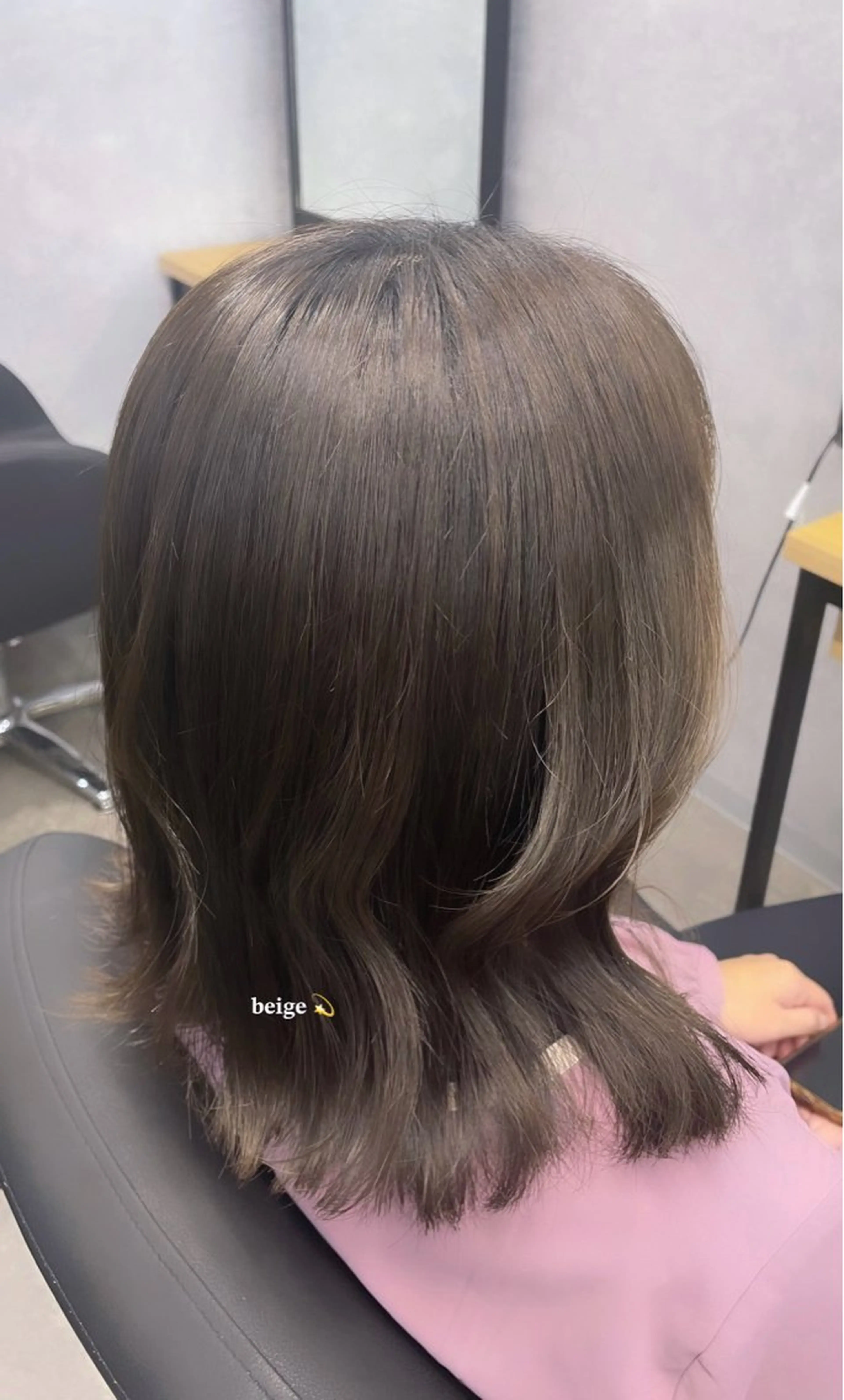 カラー ブリーチ 透明感カラー カット ヘアカラー 🪡 KIMU🪡🎀のヘアスタイル
