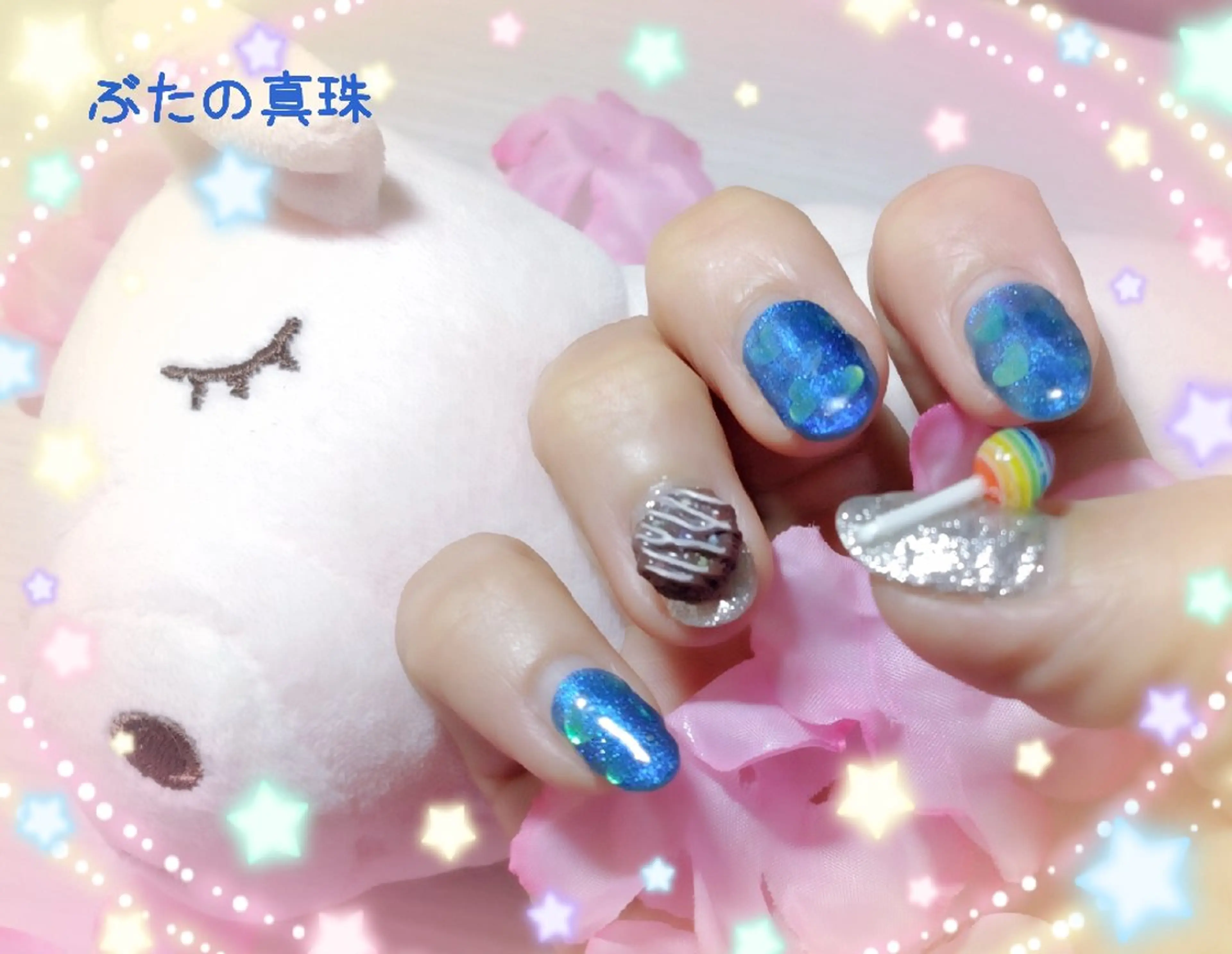 ネイル ブルー ハート ホワイト ハンドネイル 林 珠里のネイルデザイン