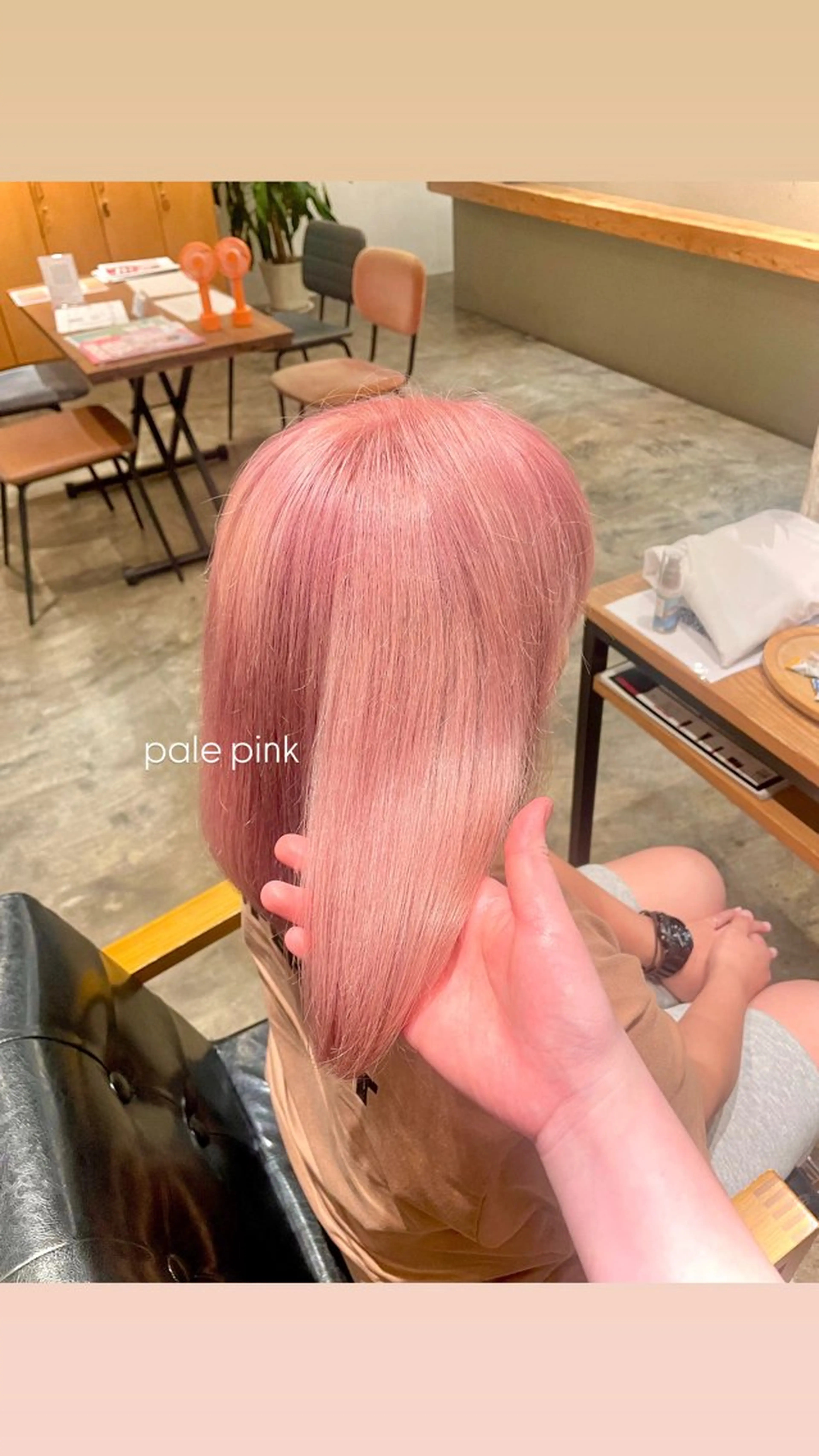 ミディアム カラー ピンクカラー ヘアカラー ⋆*ブリーチカラ ー/愛佳.⋆𝜗𝜚のヘアスタイル