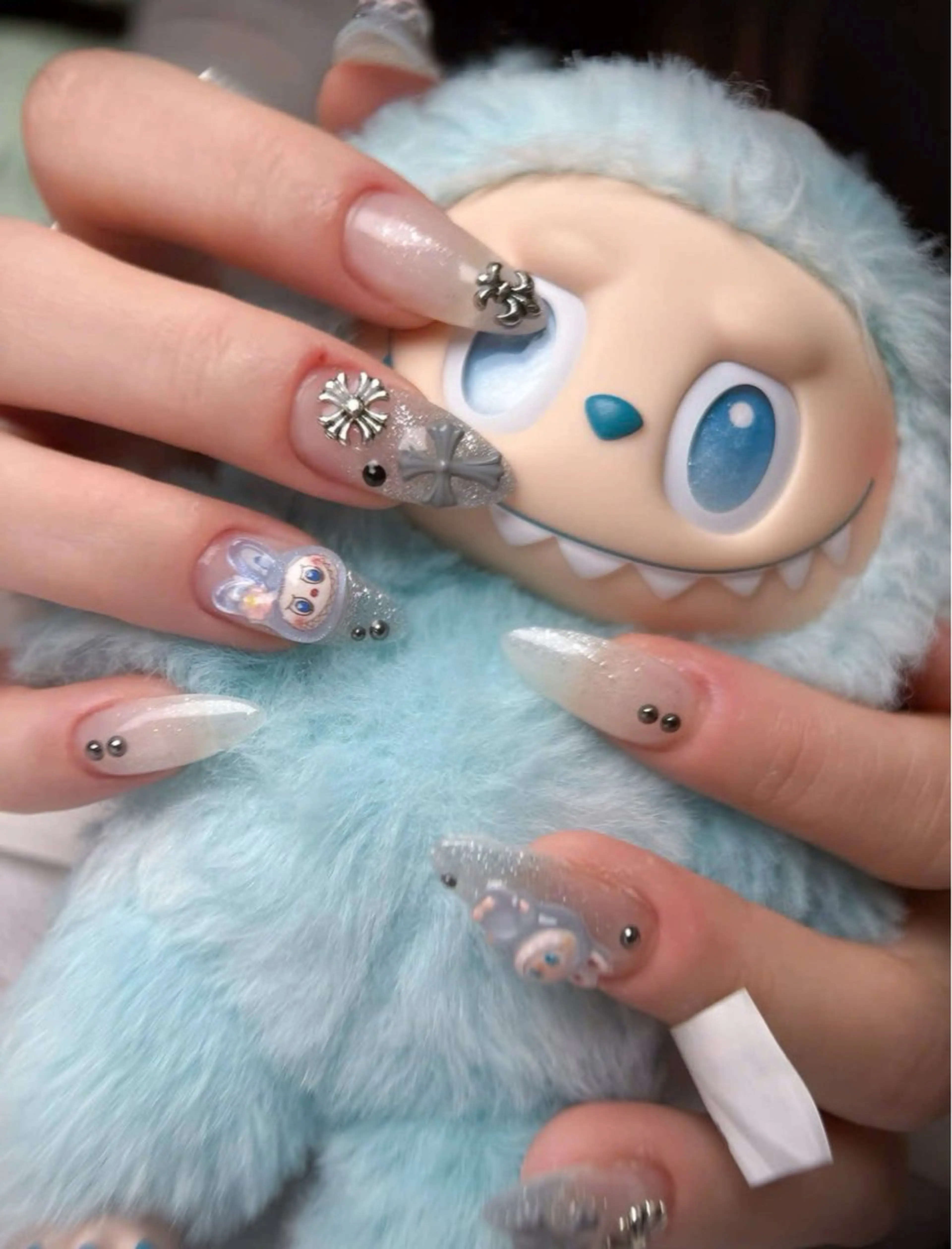 ネイル フレンチネイル キラキラネイル マグネットネイル ミラーネイル ニュアンスネイル ハンドネイル Lina所属・MeiMei Nail モデル募集のネイルデザイン