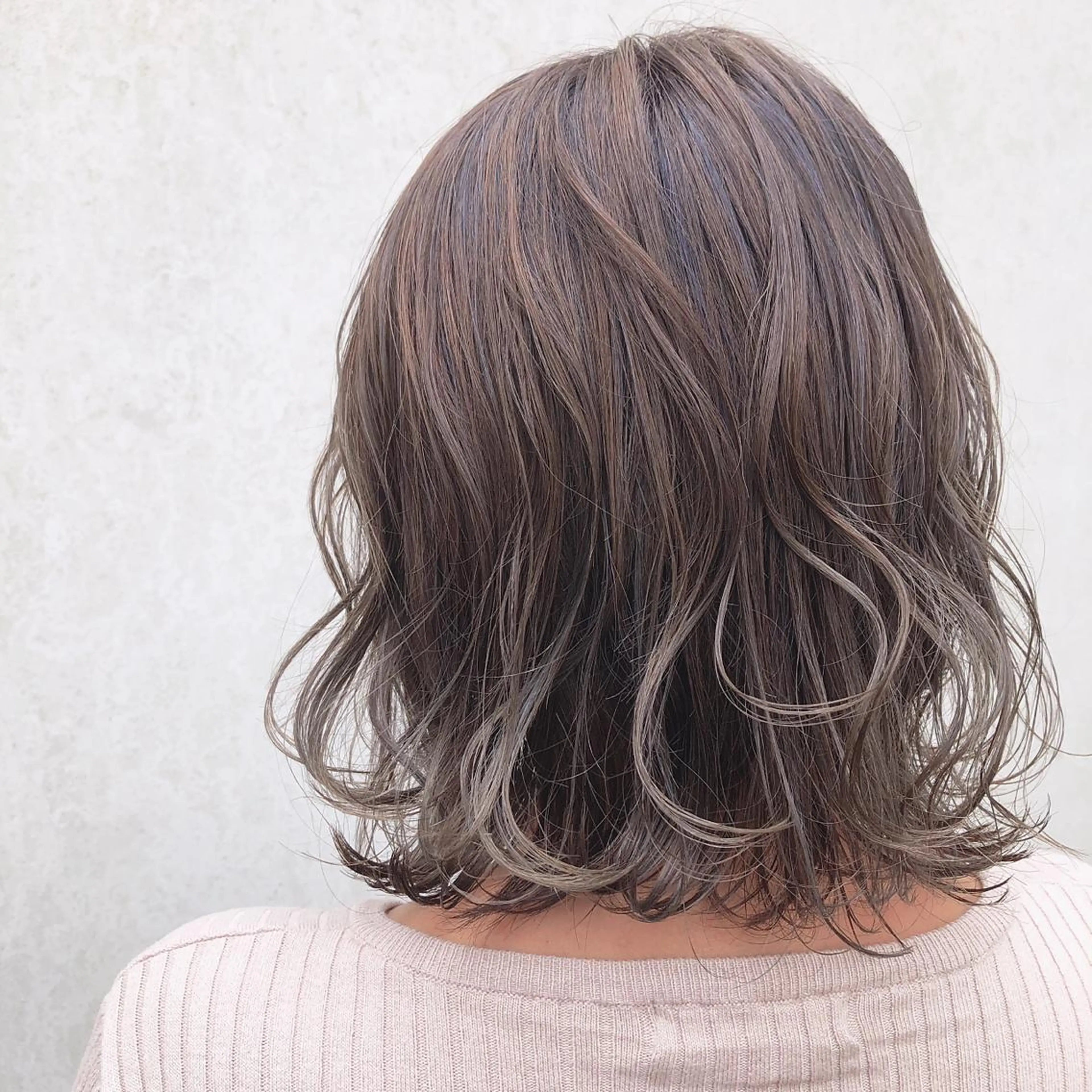 ミディアム 野村 さなみ✨ぱっつんボブのヘアスタイル