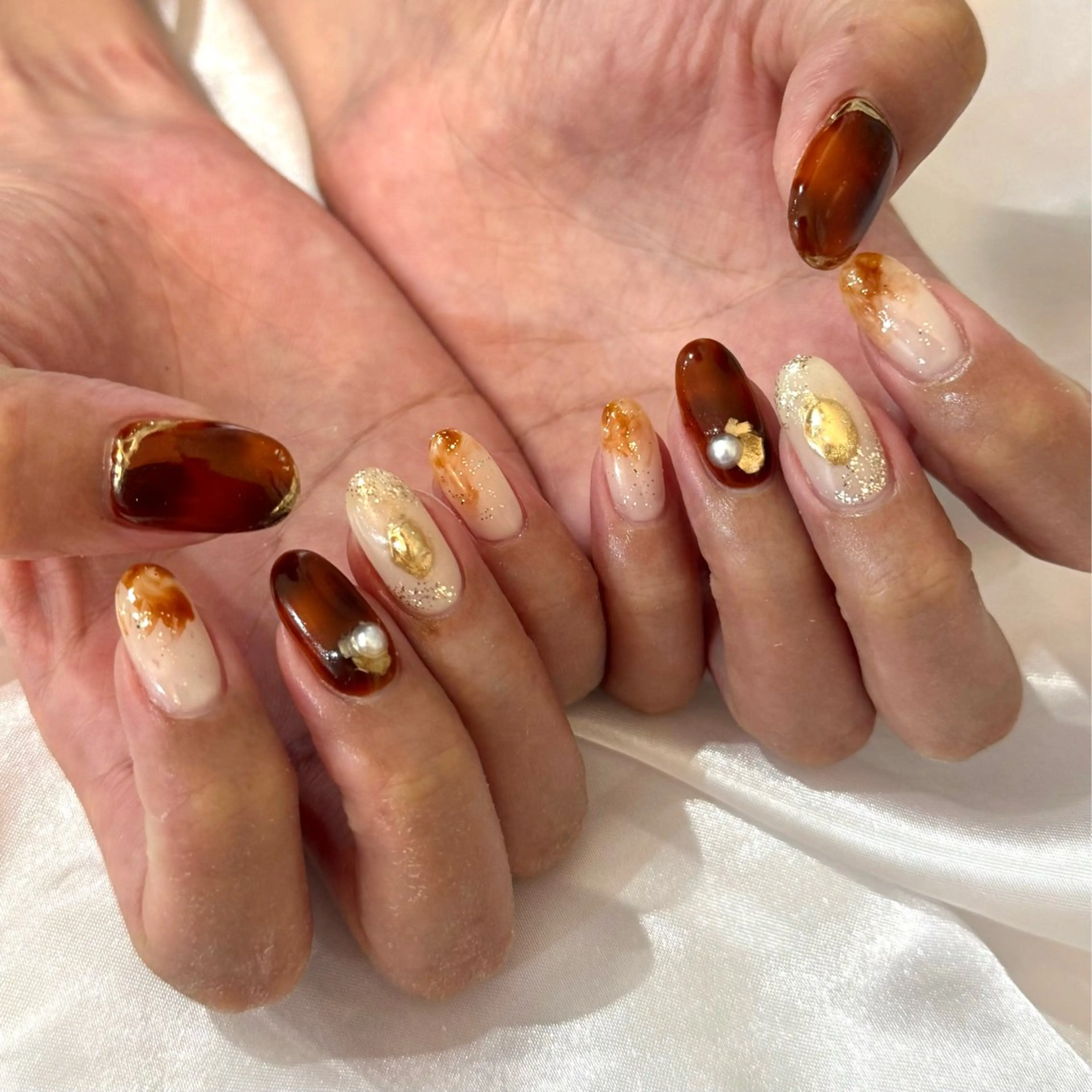 ネイル べっ甲ネイル Yoshiha .Mのネイルデザイン