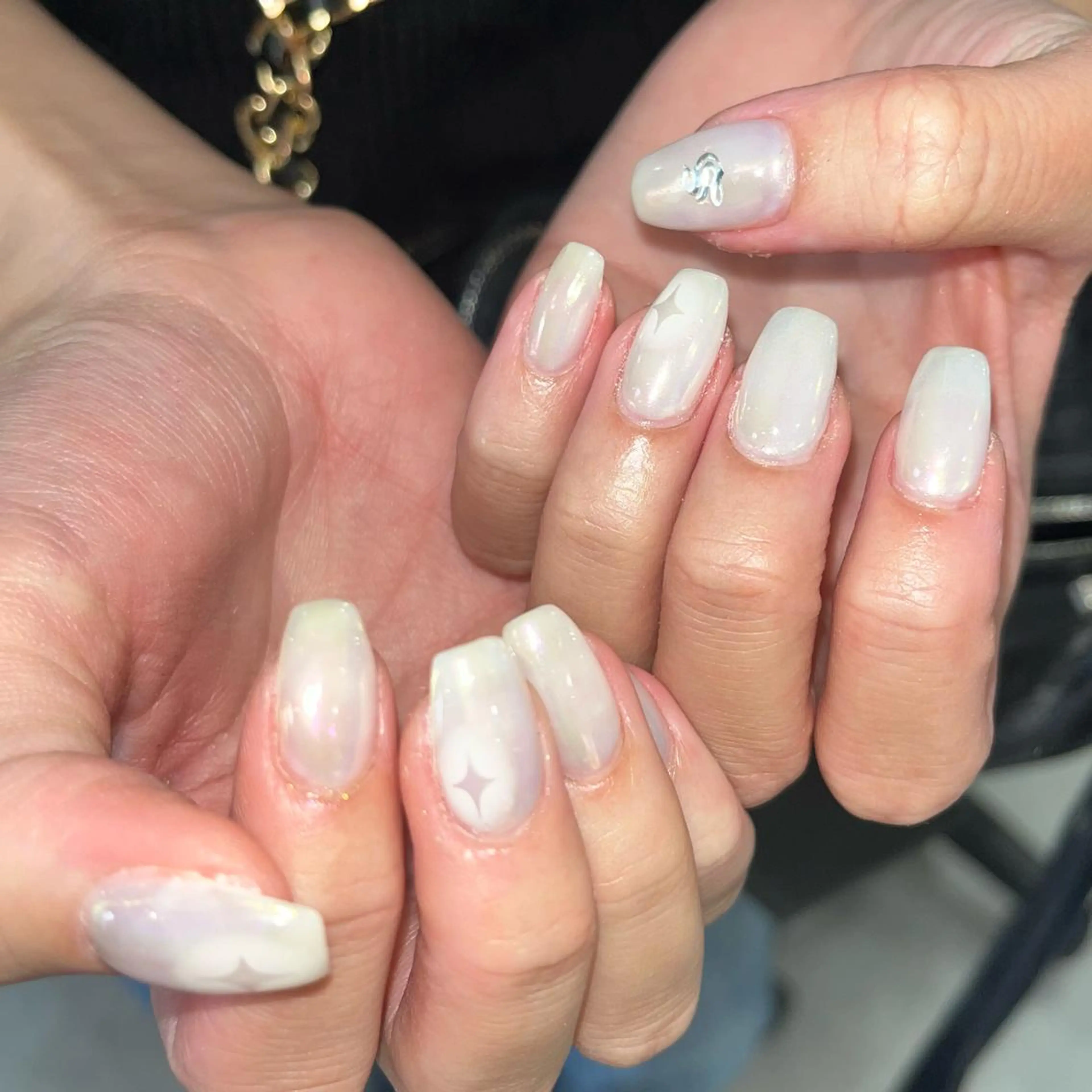 ネイル 🪐富島彩夏 /海外nail🪐のネイルデザイン